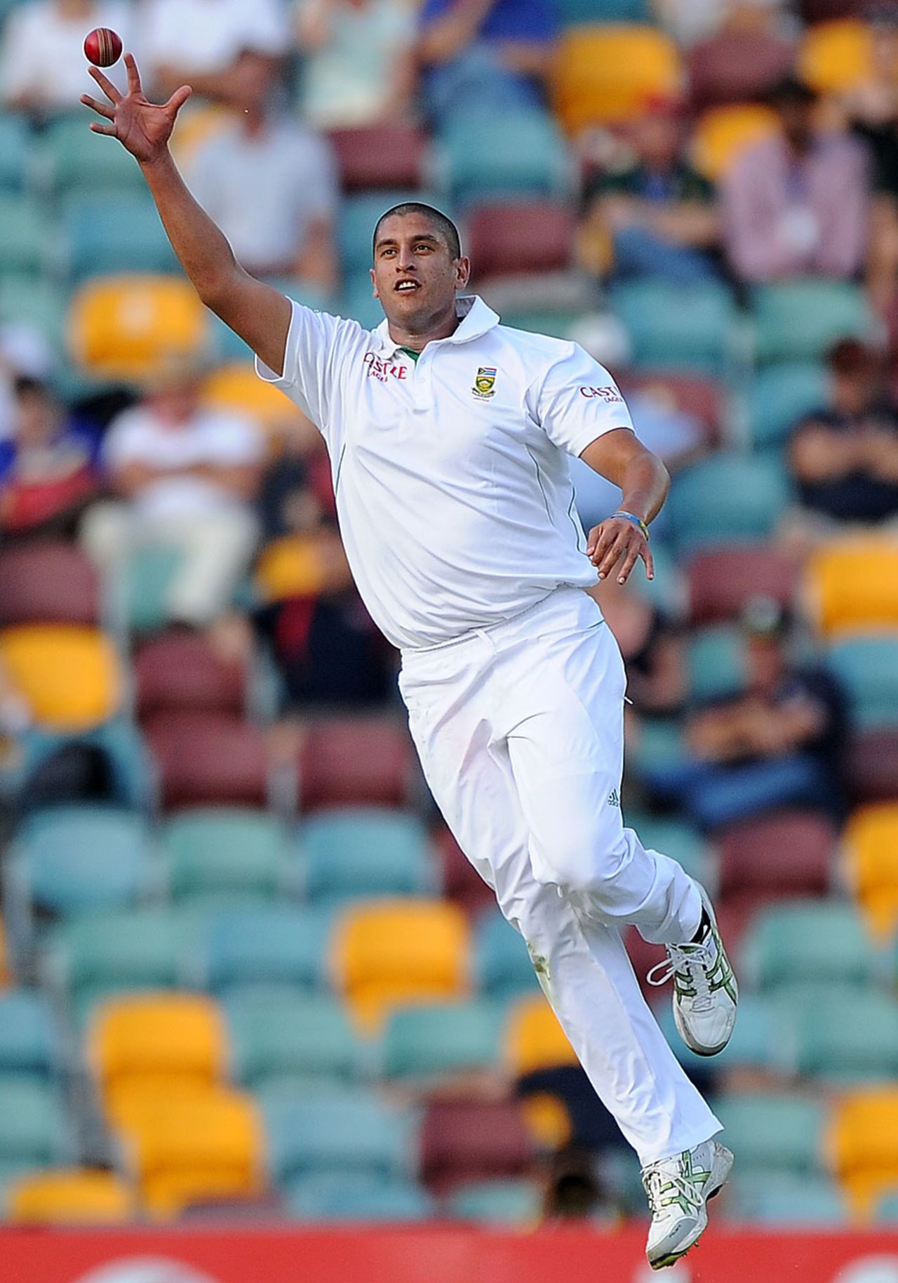 Rory Kleinveldt fields, Australia v South Africa, 1st Test, 3rd day, Brisbane, November 11, 2012