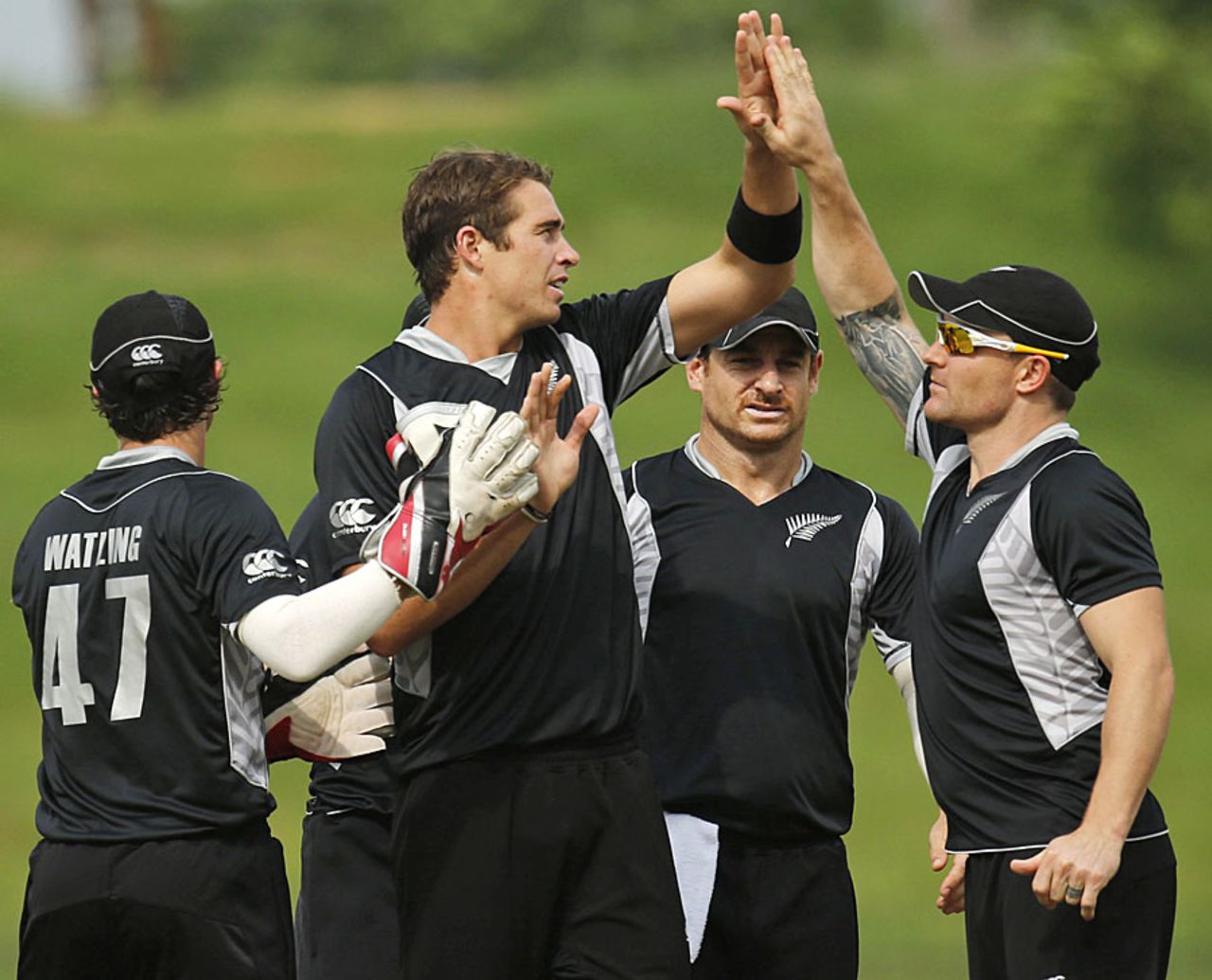 Tim Southee celebrates a wicket with his team-mates, Sri Lanka v New Zealand, 5th ODI, Hambantota, November 12, 2012