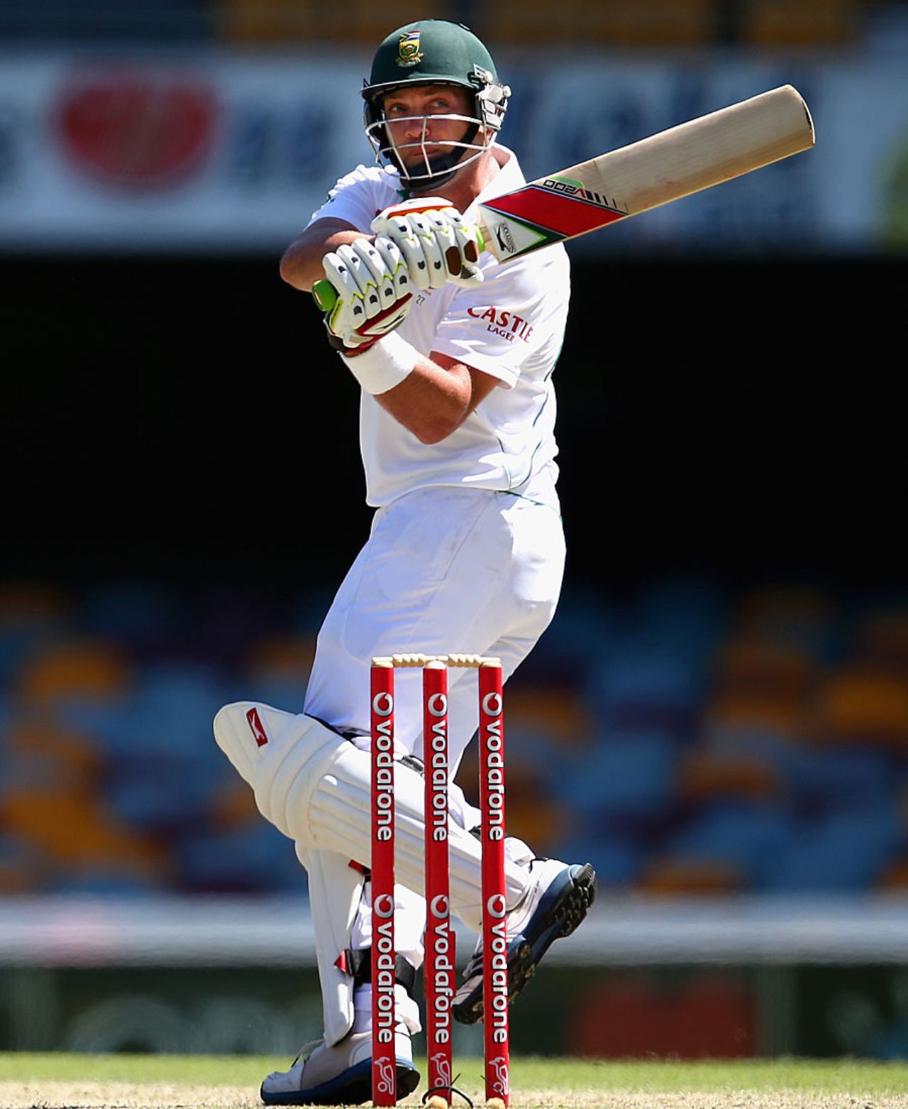 Jacques Kallis pulls during his 49, Australia v South Africa, 1st Test, Brisbane, 5th day, November 13, 2012