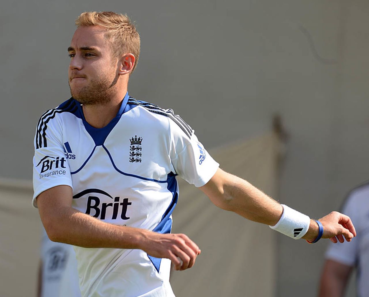 Stuart Broad warms up in a training session, Ahmedabad, November 13, 2012
