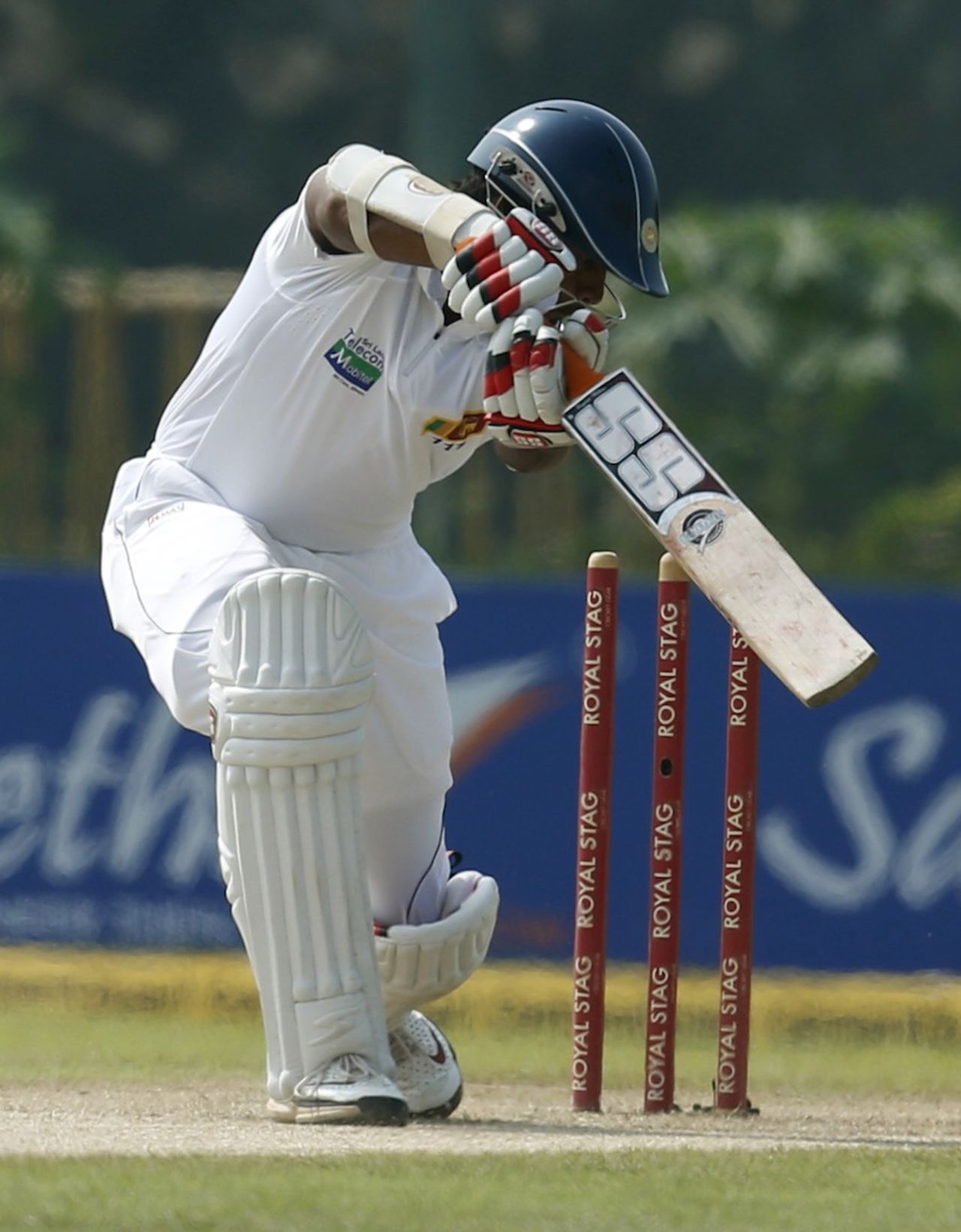 Tharanga Paranavitana was bowled in the first over, Sri Lanka v New Zealand, 1st Test, Galle, 2nd day, November 18, 2012