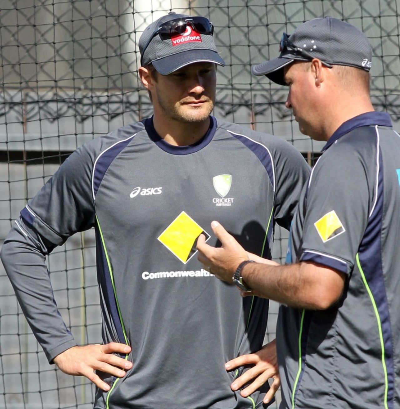 Shane Watson and Mickey Arthur talk at Australia's training session, Adelaide, November 21, 2012