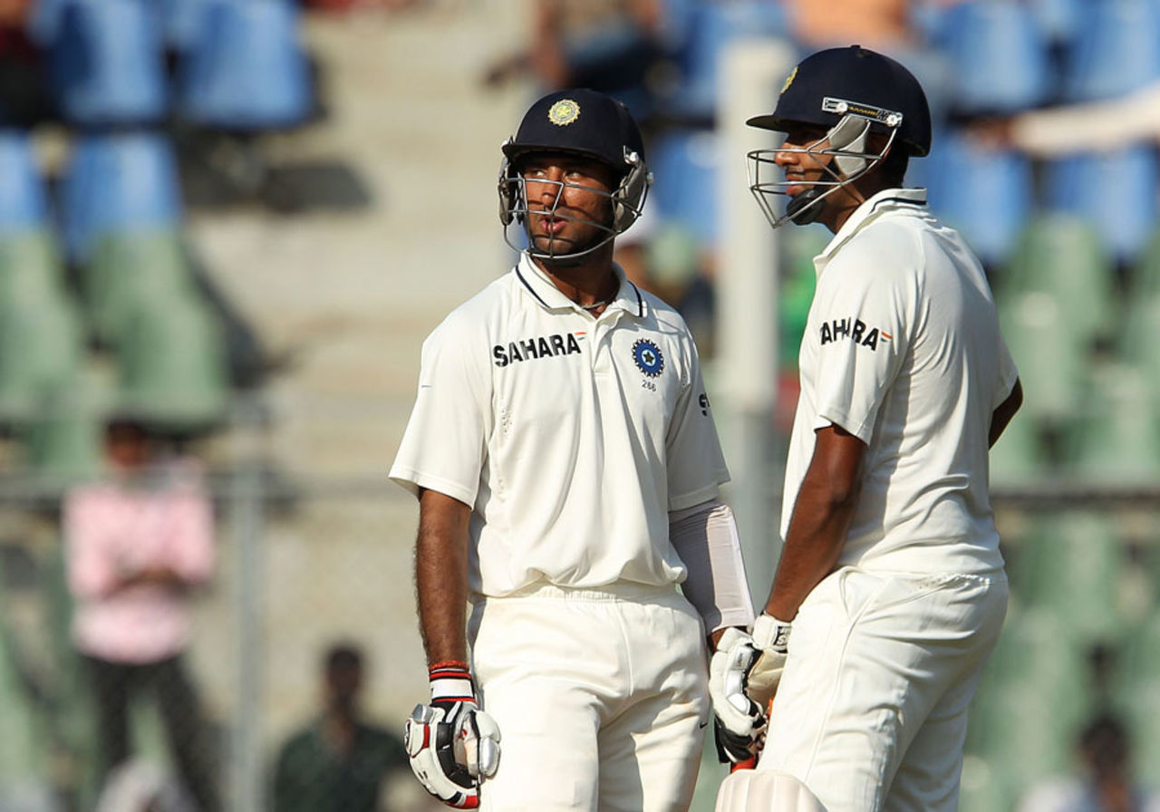 Cheteshwar Pujara and R Ashwin added 97 runs on day one, India v England, 2nd Test, Mumbai, 1st day, November 23, 2012