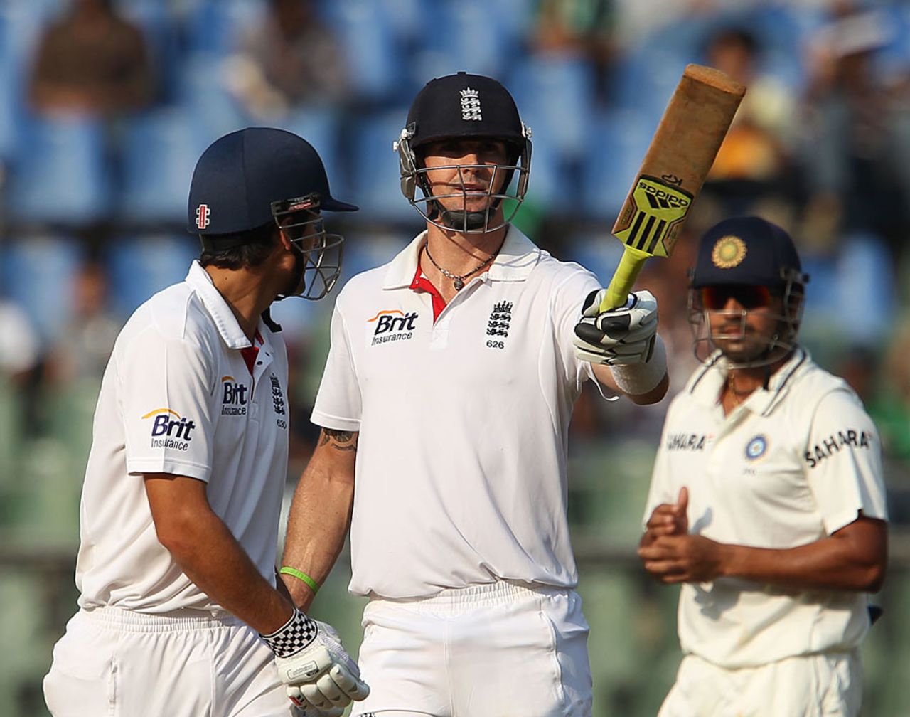 Kevin Pietersen reached his first fifty of the series, India v England, 2nd Test, Mumbai, 2nd day, November 24, 2012