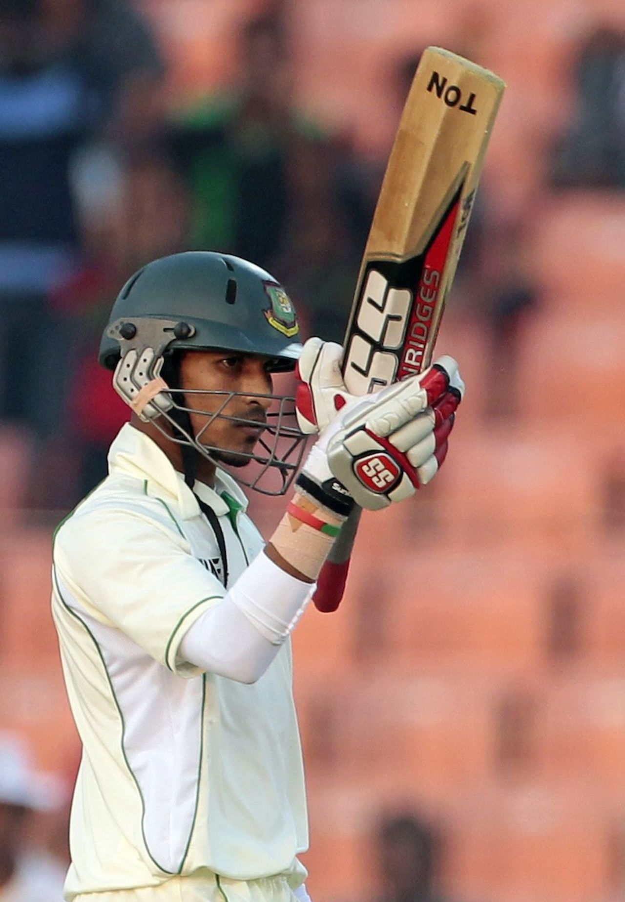 Nasir Hossain brings up his half-century, Bangladesh v West Indies, 2nd Test, Khulna, 4th day, November 24, 2012