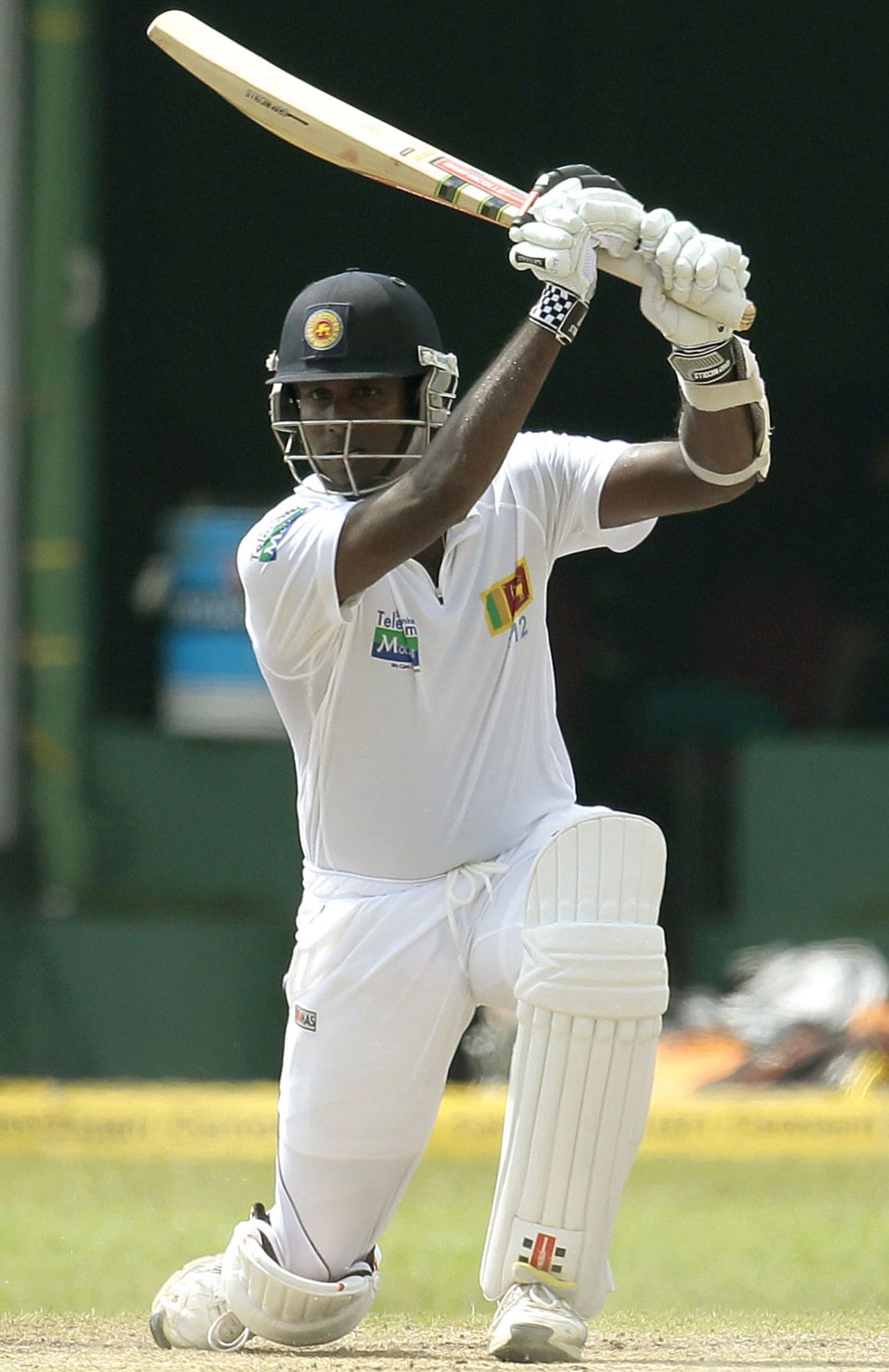 Angelo Mathews plays a stylish drive past cover, Sri Lanka v New Zealand, 2nd Test, Colombo, 3rd day, November 27, 2012