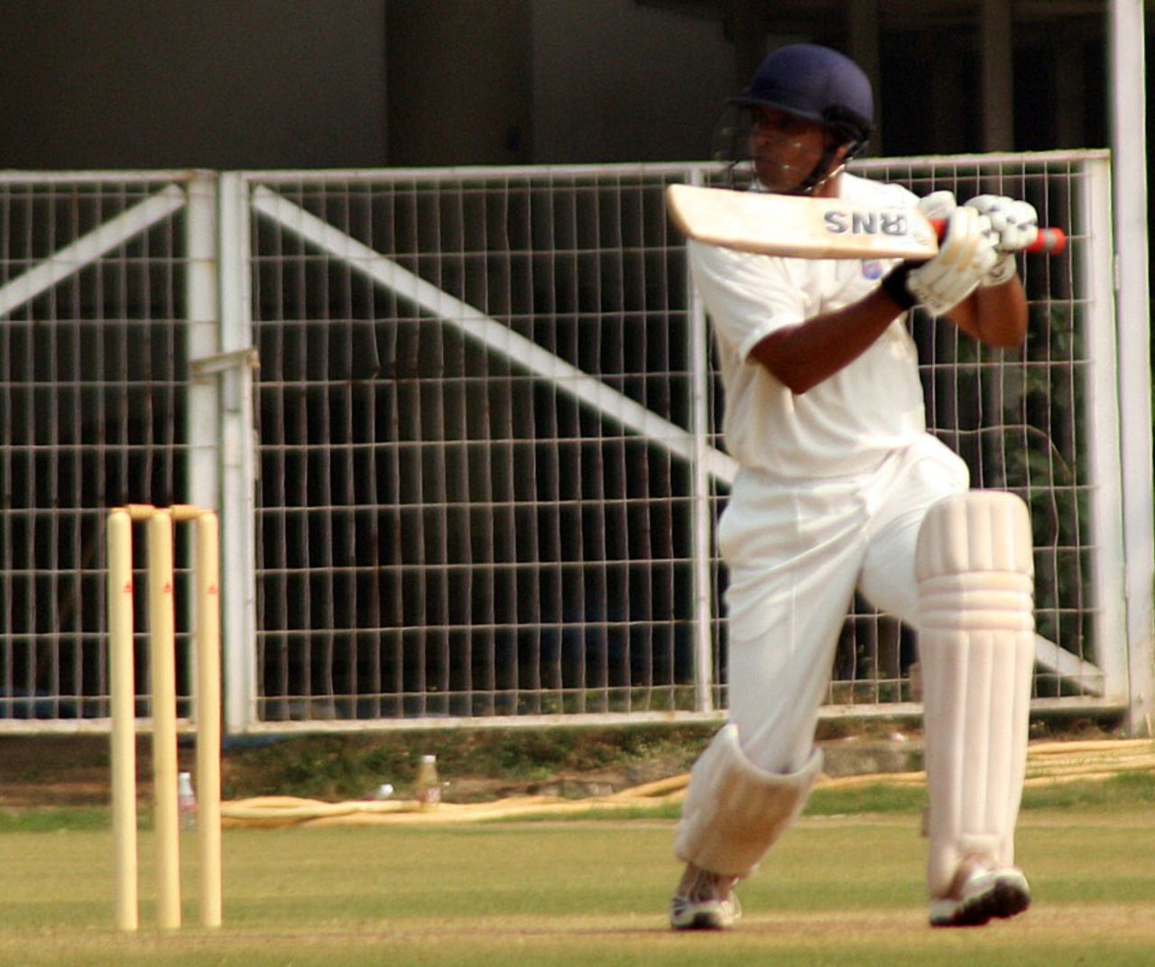 Virag Awate cuts during his century, Vidarbha v Maharashtra, Ranji Trophy, Group B, Nagpur, 4th day, November 27, 2012