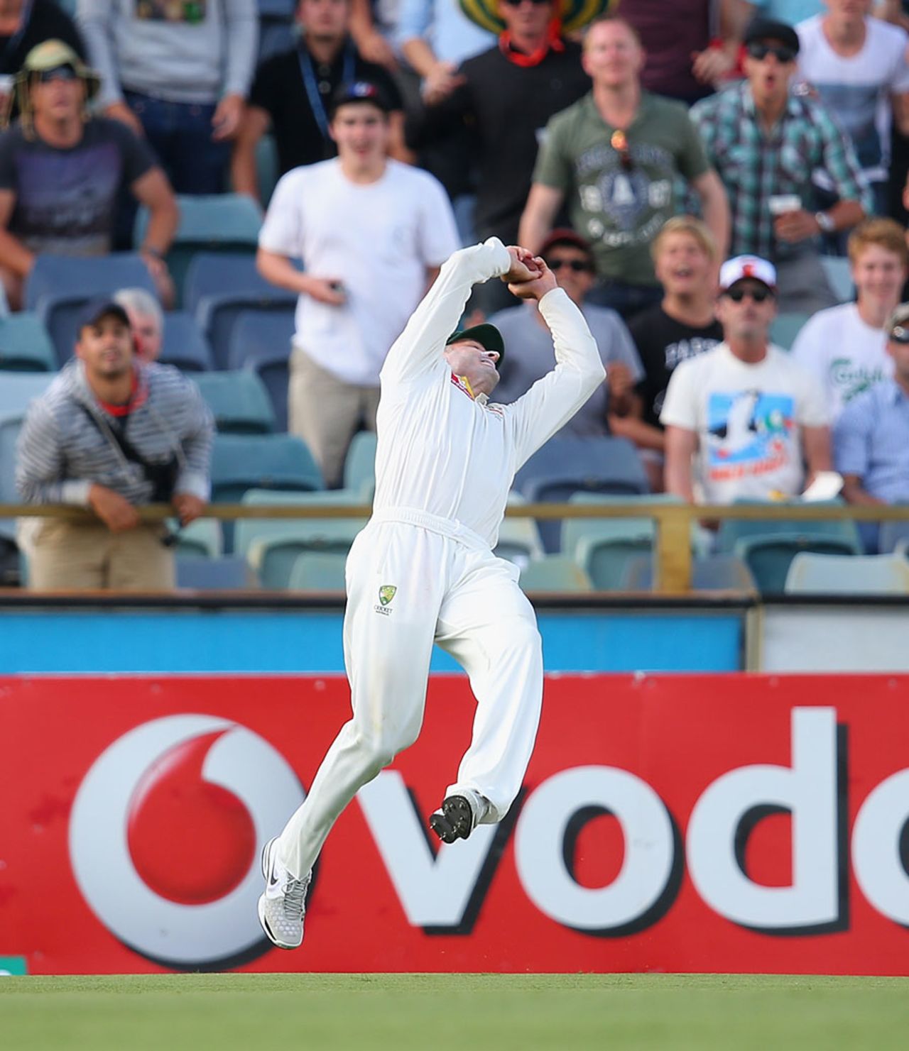 Michael Hussey leaps backward to catch Vernon Philander, Australia v South Africa, 3rd Test, Perth, 1st day, November 30, 2012