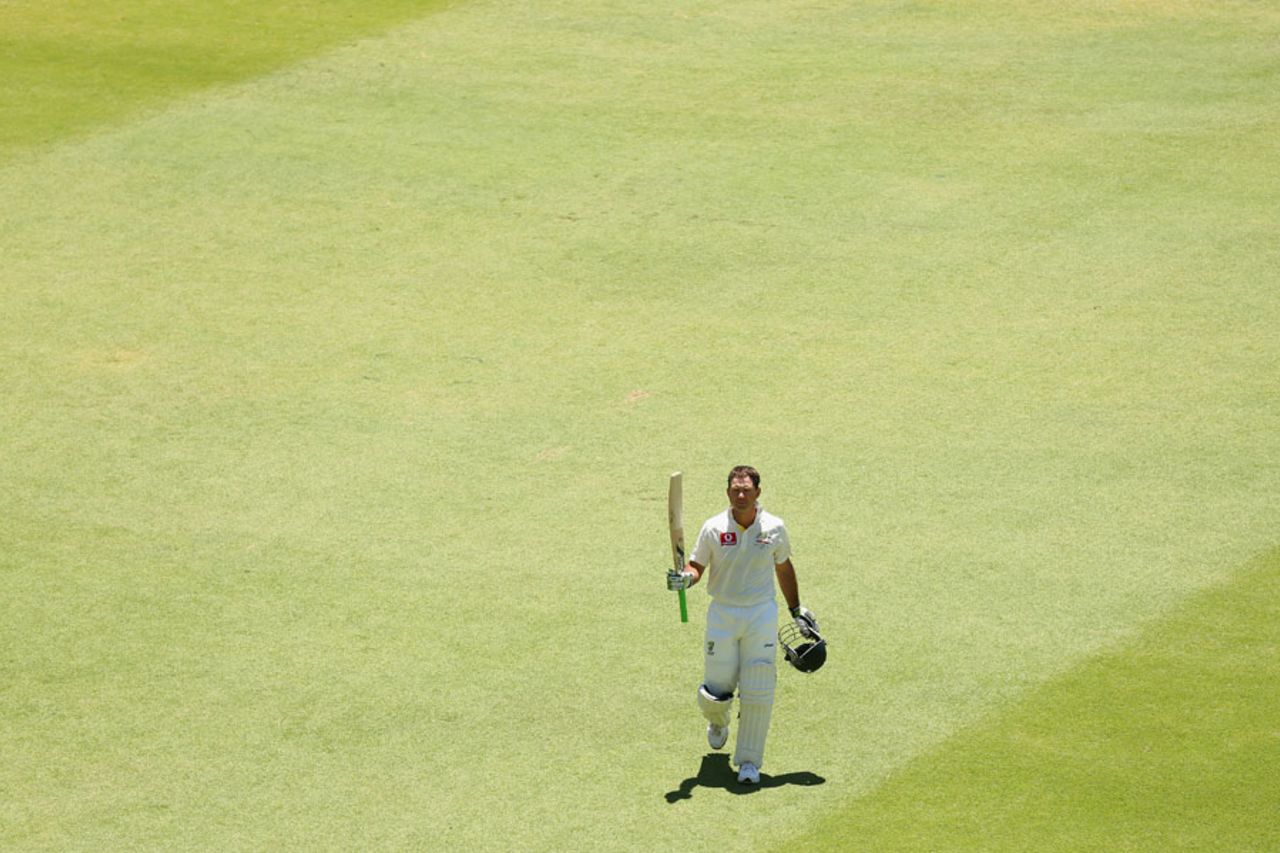 The curtain comes down on Ricky Ponting's storied career, Australia v South Africa, 3rd Test, Perth, 4th day, December 3, 2012