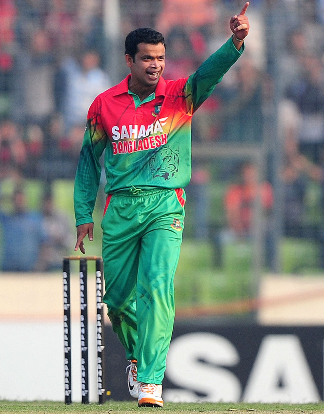 Abdur Razzak celebrates a strike, Bangladesh v West Indies, 4th ODI, Mirpur, December 7, 2012