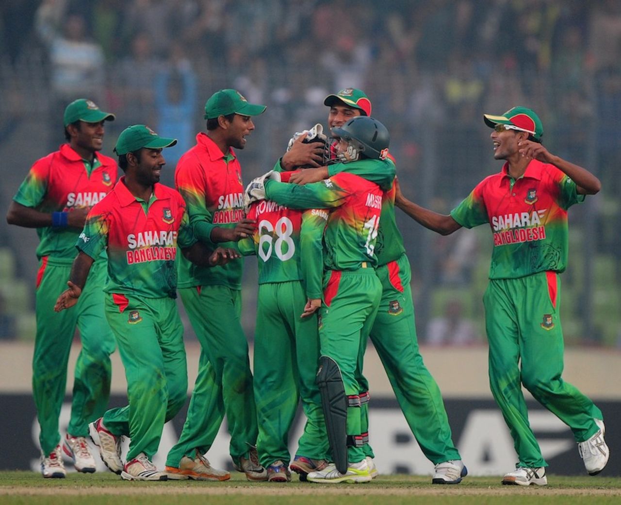 Bangladesh celebrate Kieron Pollard's wicket, Bangladesh v West Indies, 5th ODI, Mirpur, December 8, 2012