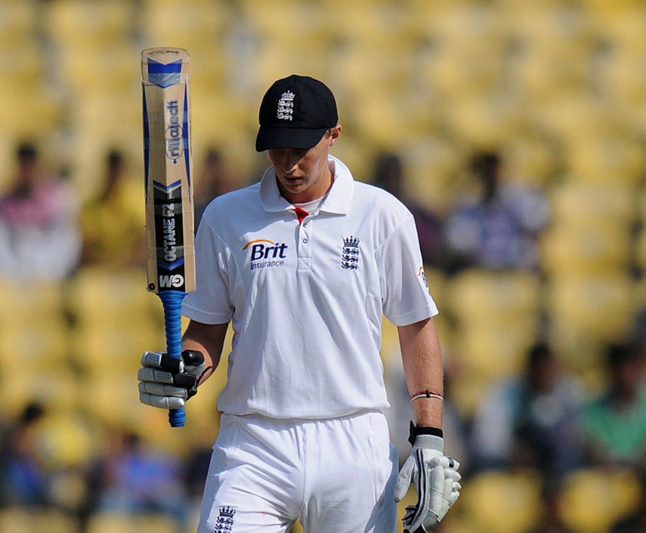Joe Root acknowledges his debut fifty, India v England, 4th Test, Nagpur, 2nd day, December 14, 2012