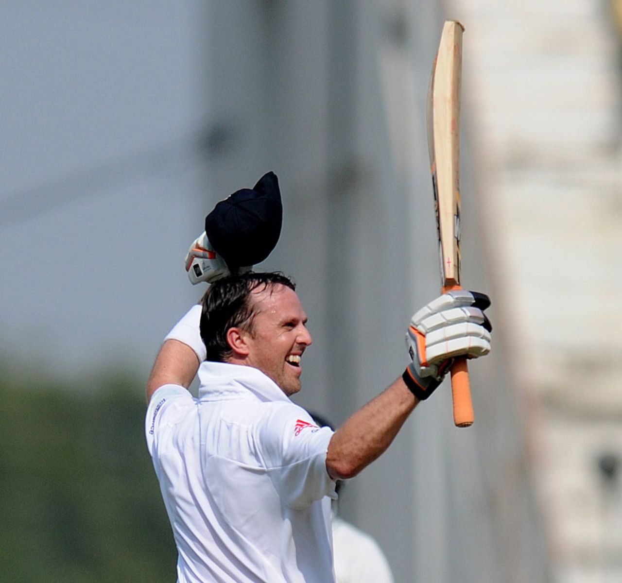 Graeme Swann struck his fifth Test half-century, India v England, 4th Test, Nagpur, 2nd day, December 14, 2012