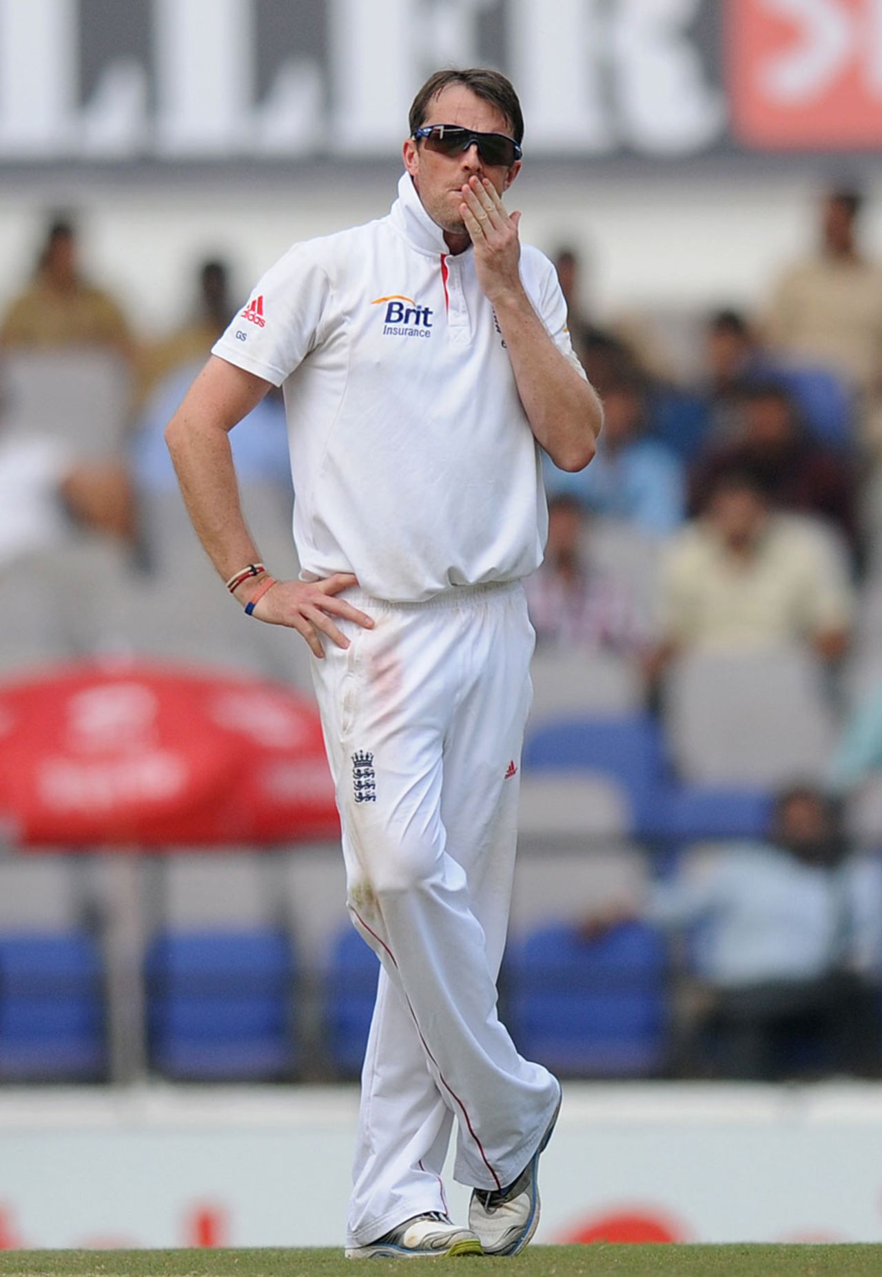 England's bowlers toiled for two sessions without a wicket, India v England, 4th Test, Nagpur, 3rd day, December 15, 2012