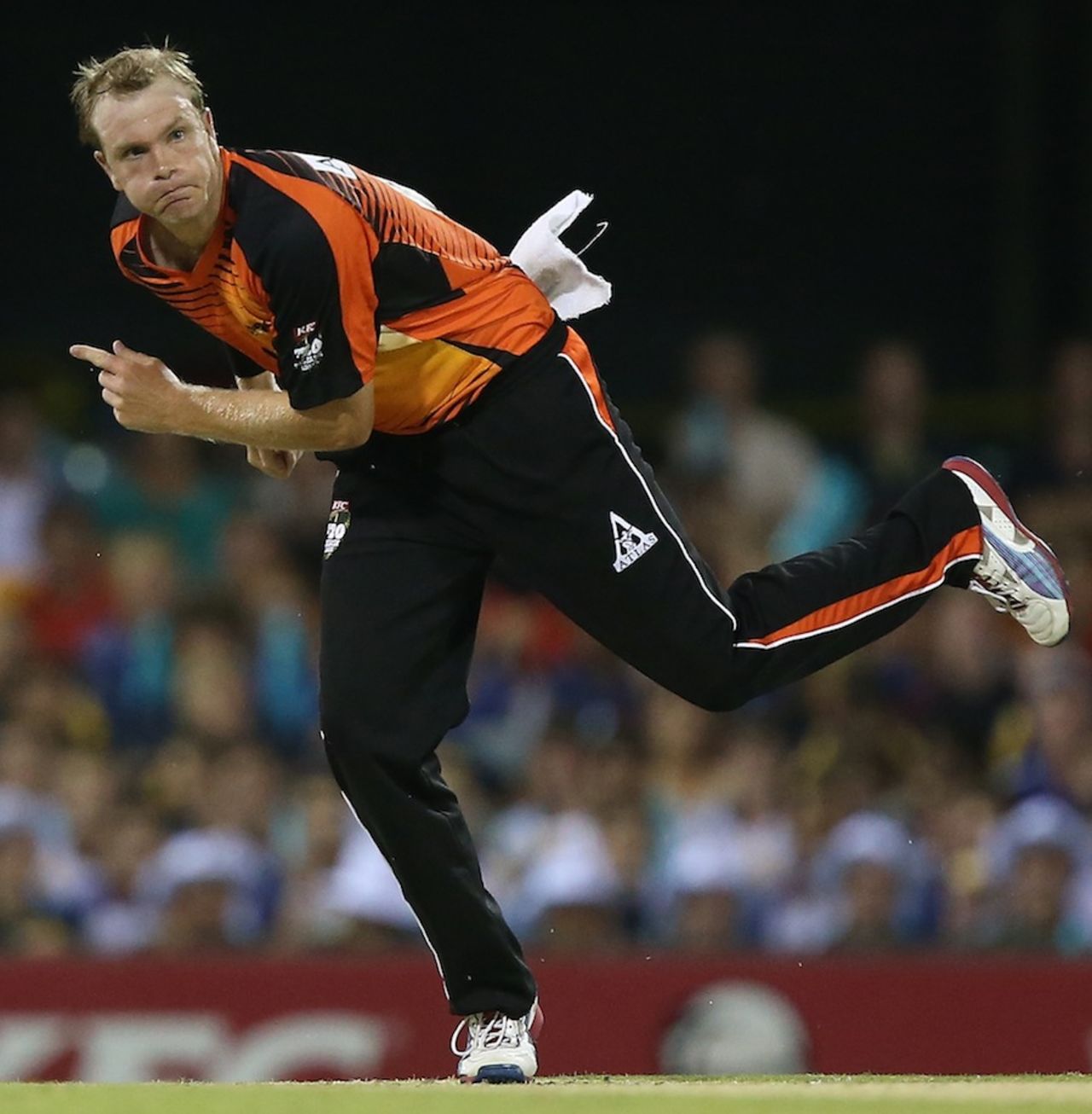 Michael Beer struck twice and gave only 17 runs in his four overs, Brisbane Heat v Perth Scorchers, Big Bash League, December 18, 2012