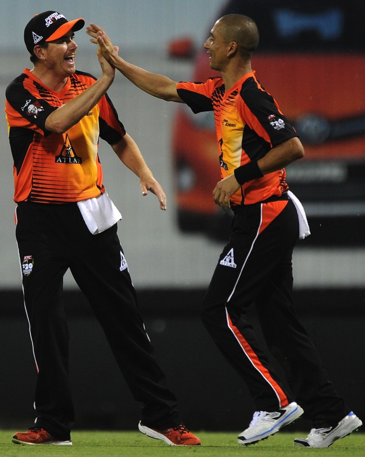 Alfonso Thomas took two wickets in the first over of the match, Brisbane Heat v Perth Scorchers, Big Bash League, December 18, 2012