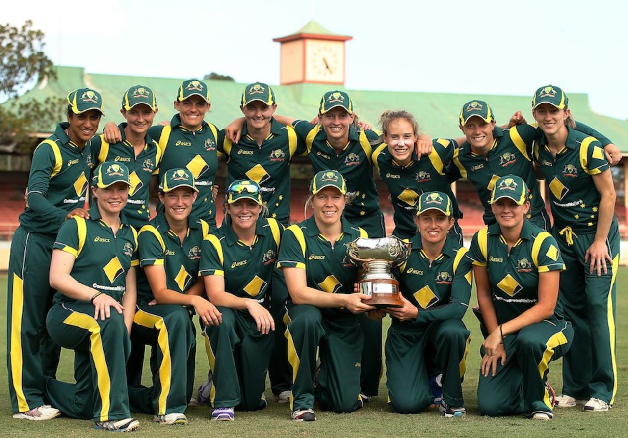 The Australia Women's team with the Rose Bowl, Australia v New Zealand, 4th Women's ODI, North Sydney Oval, Sydney, December 19, 2012