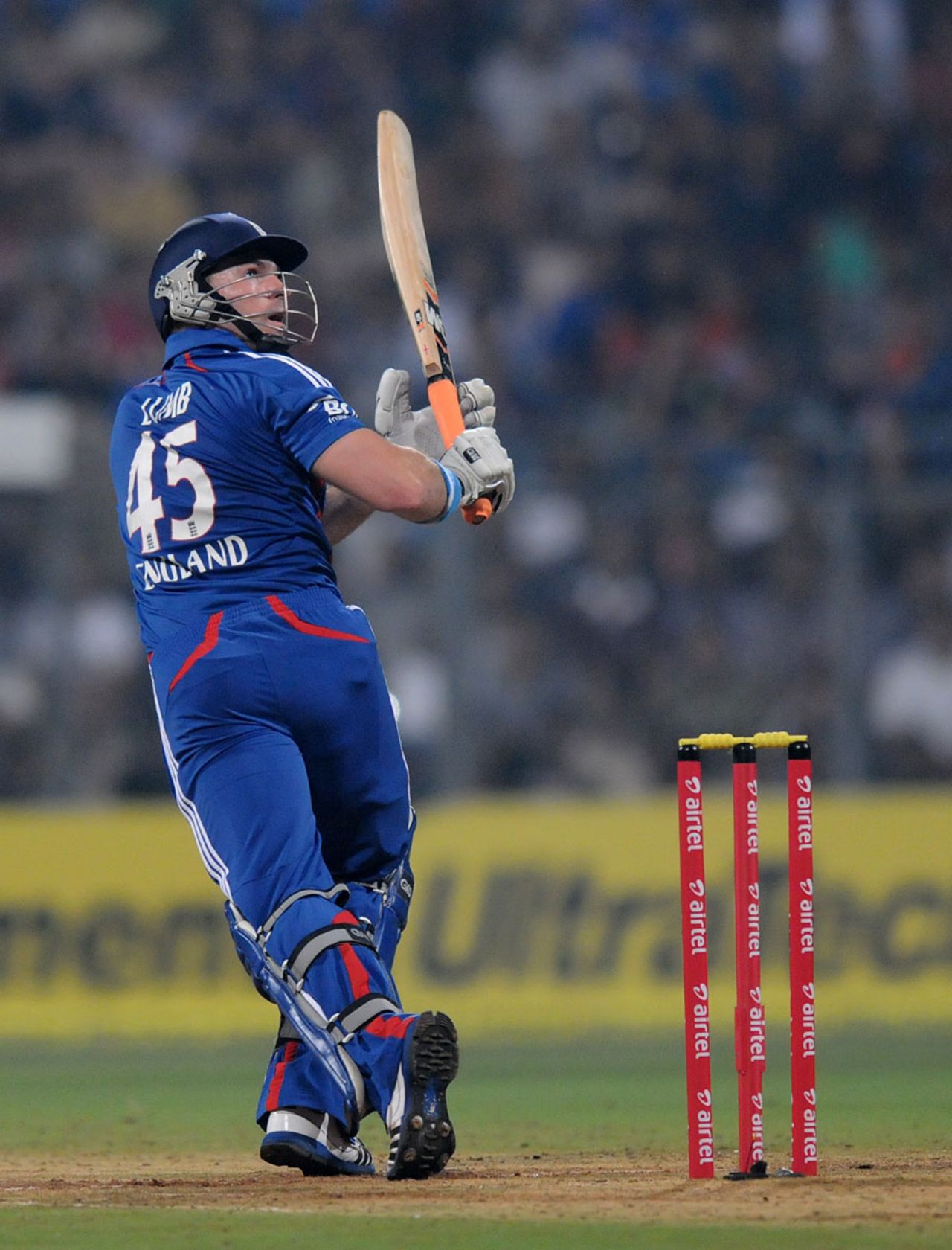 Michael Lumb scored quickly during the Powerplay, India v England, 2nd Twenty20 international, Mumbai, December 22, 2012