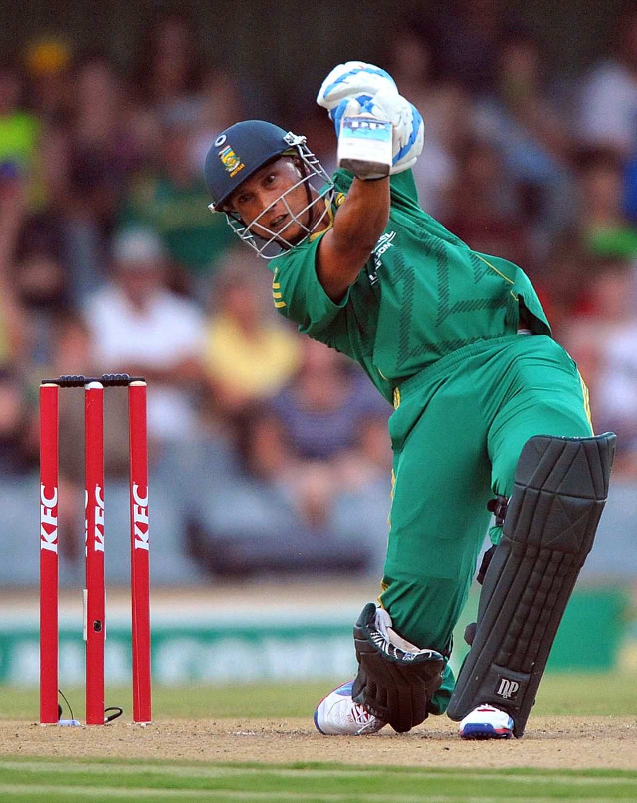 Henry Davids drives during his 55, South Africa v New Zealand, 2nd T20, East London, December 23, 2012