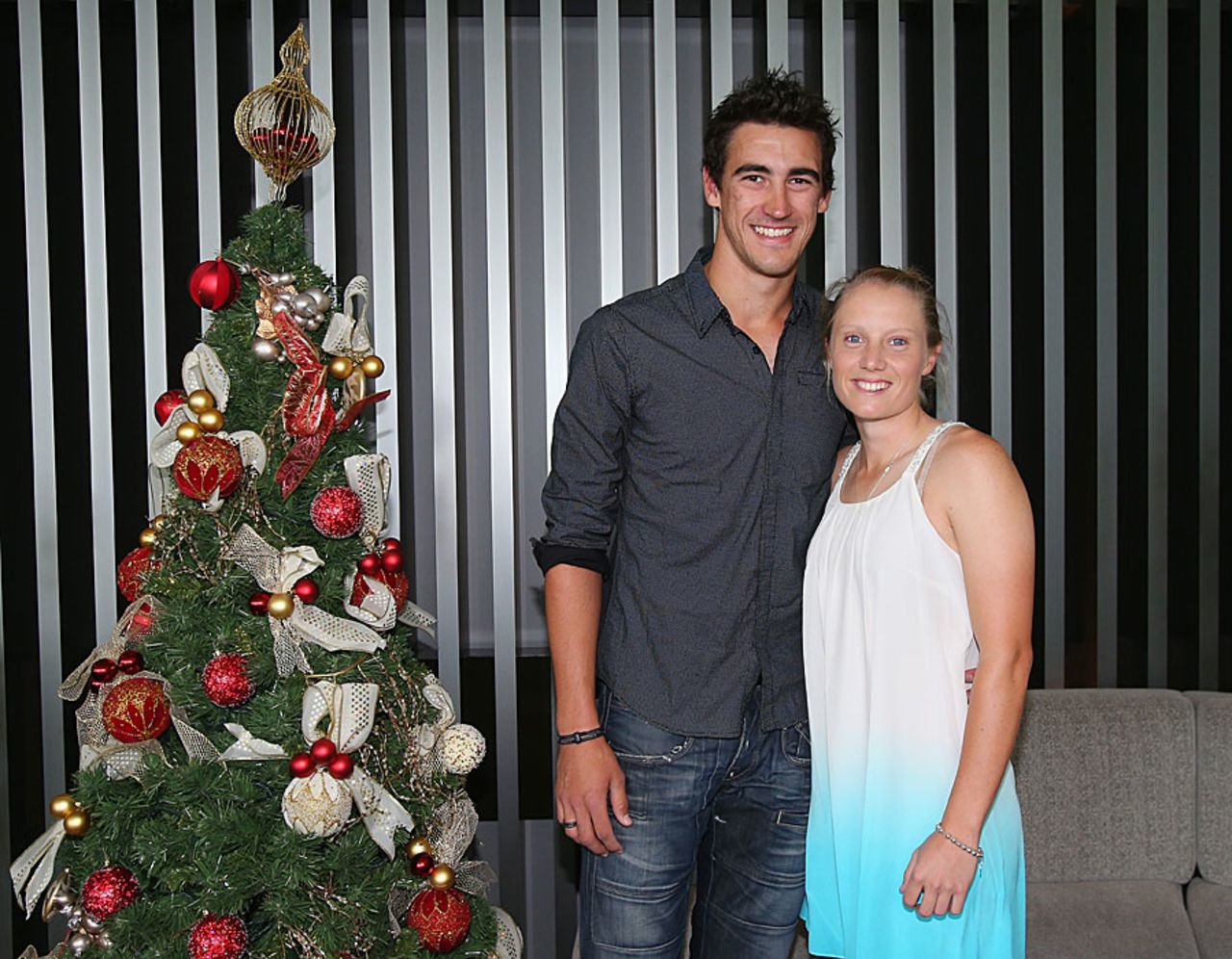 Mitchell Starc with his girlfriend, Australia Women cricketer Alyssa Healy, Melbourne, December 25, 2012