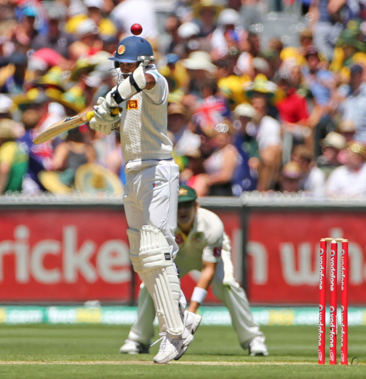 Prasanna Jayawardene was struck on the thumb, Australia v Sri Lanka, 2nd Test, Melbourne, 1st day, December 26, 2012