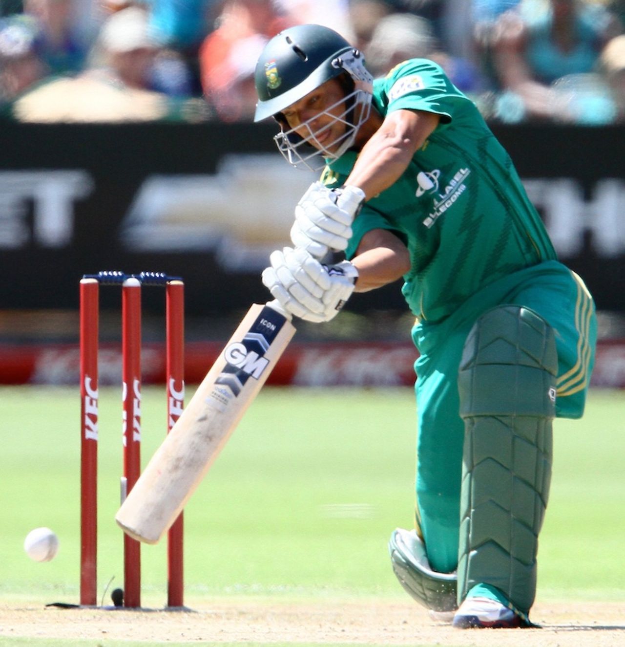 Justin Ontong drives one through cover, South Africa v New Zealand, 3rd T20, Port Elizabeth, December 26, 2012