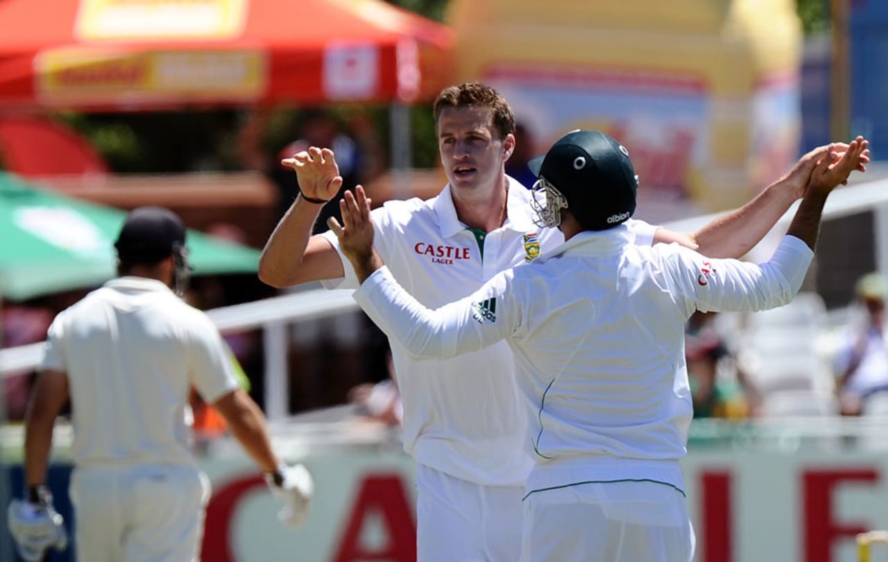 Morne Morkel picked up three wickets, South Africa v New Zealand, 1st Test, Cape Town, 1st day, January 2, 2013