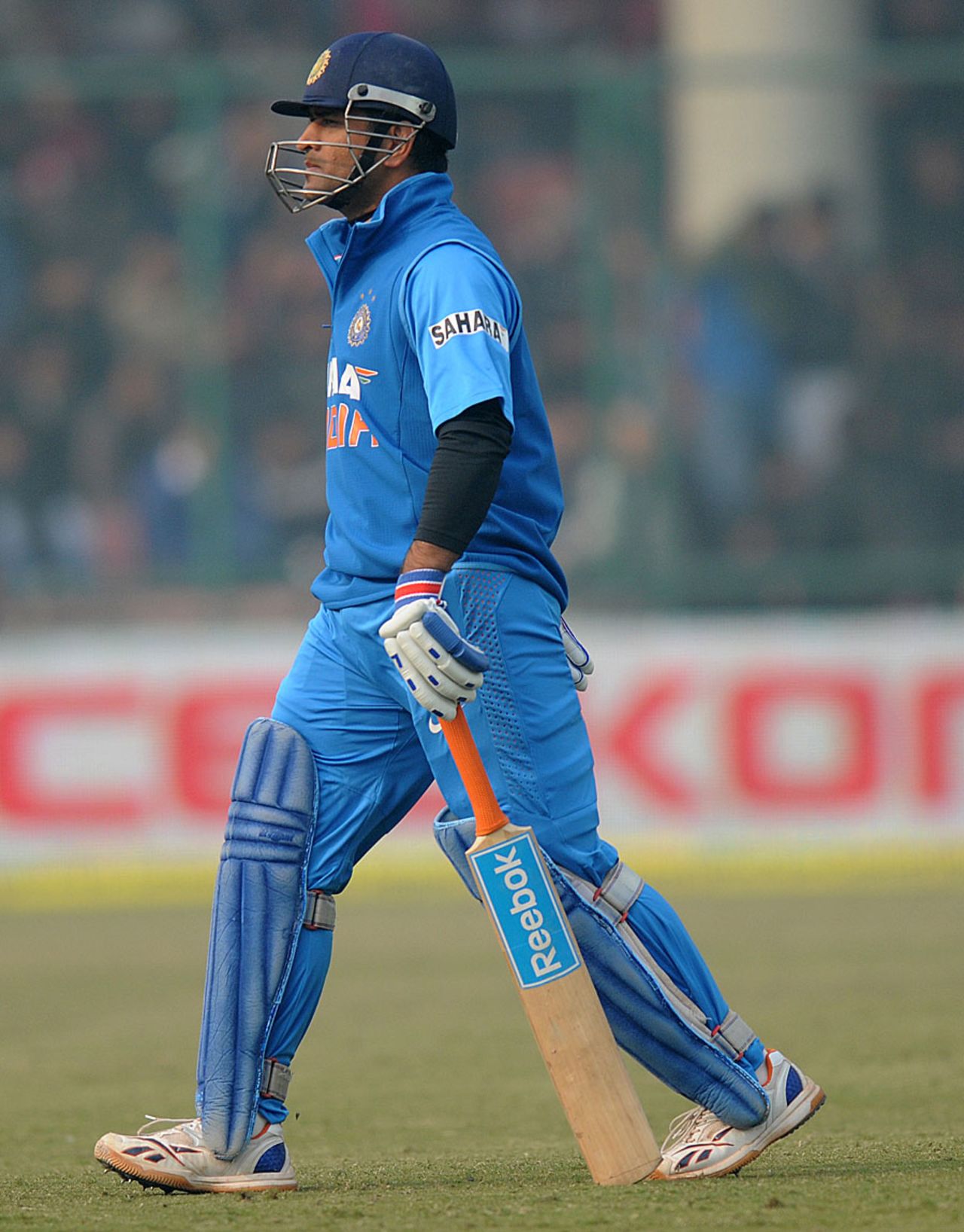 MS Dhoni was dismissed for 36, India v Pakistan, 3rd ODI, Delhi, January 6, 2013