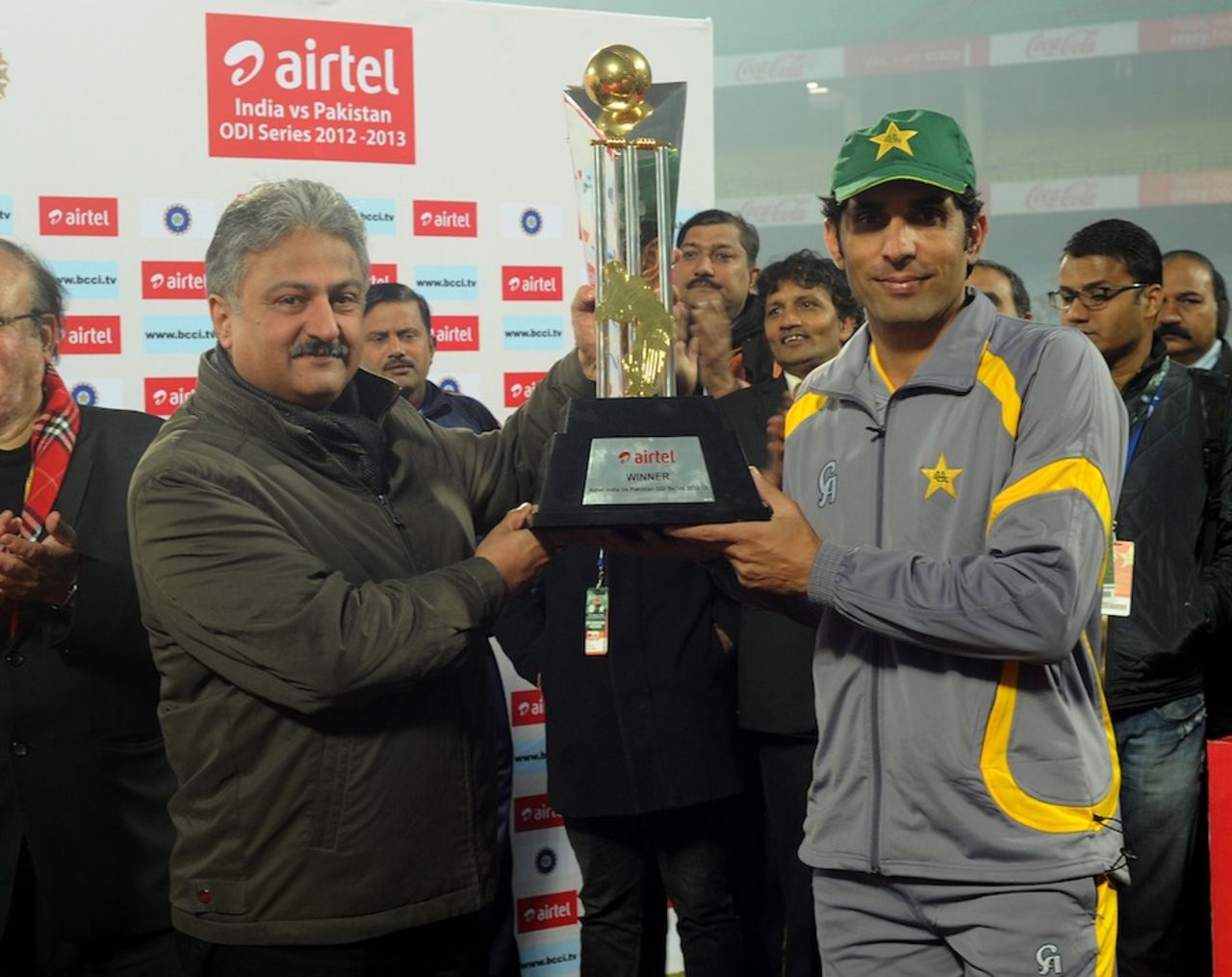 Misbah-ul-Haq with the trophy, India v Pakistan, 3rd ODI, Delhi, January 6, 2013