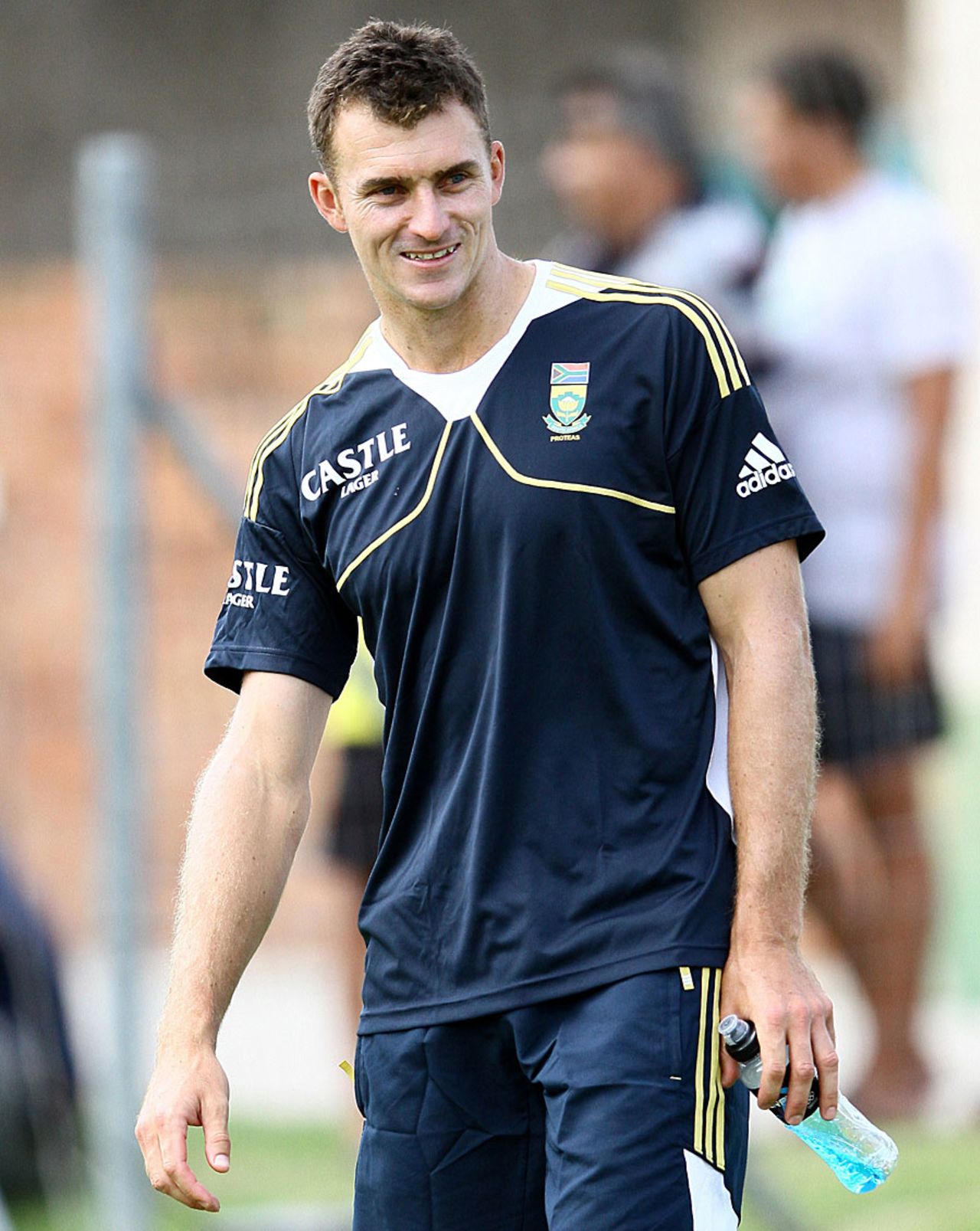 Ryan McLaren trains ahead of the second Test, Port Elizabeth, January 9, 2013