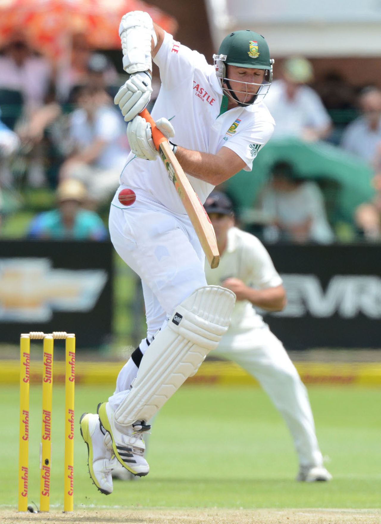 Graeme Smith had to work hard on the opening morning, South Africa v New Zealand, 2nd Test, Port Elizabeth, 1st day, January 11, 2013
