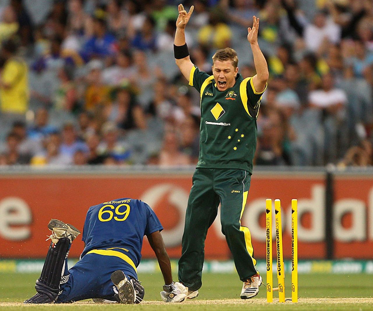 Xavier Doherty reacts as Angelo Mathews is run out, Australia v Sri Lanka, 1st ODI, Melbourne, January 11, 2013