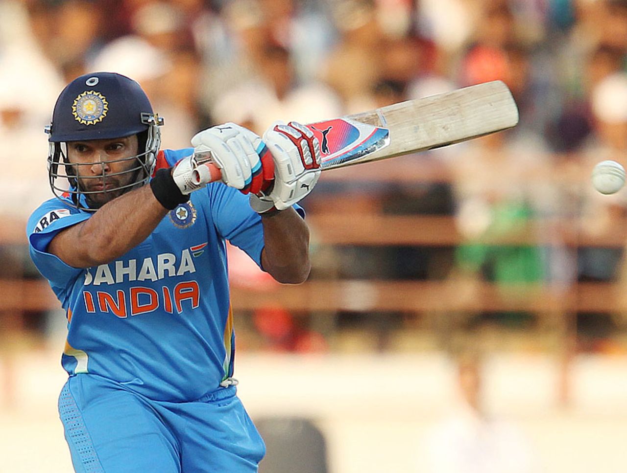 Yuvraj Singh prepares to play the pull, India v England, 1st ODI, Rajkot, January 11, 2013