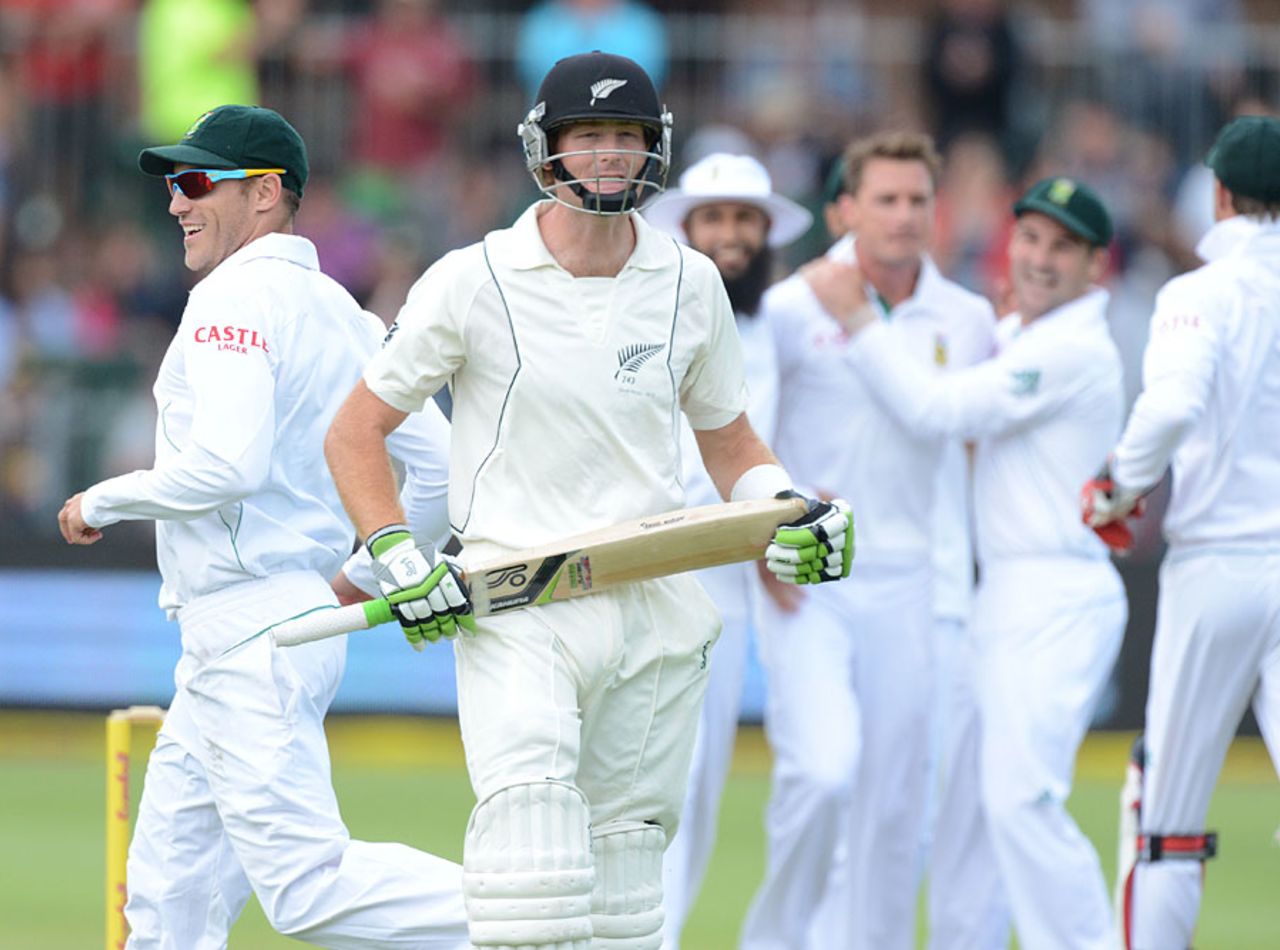 Martin Guptill's problems in Tests continued, South Africa v New Zealand, 2nd Test, Port Elizabeth, 2nd day, January 12, 2013