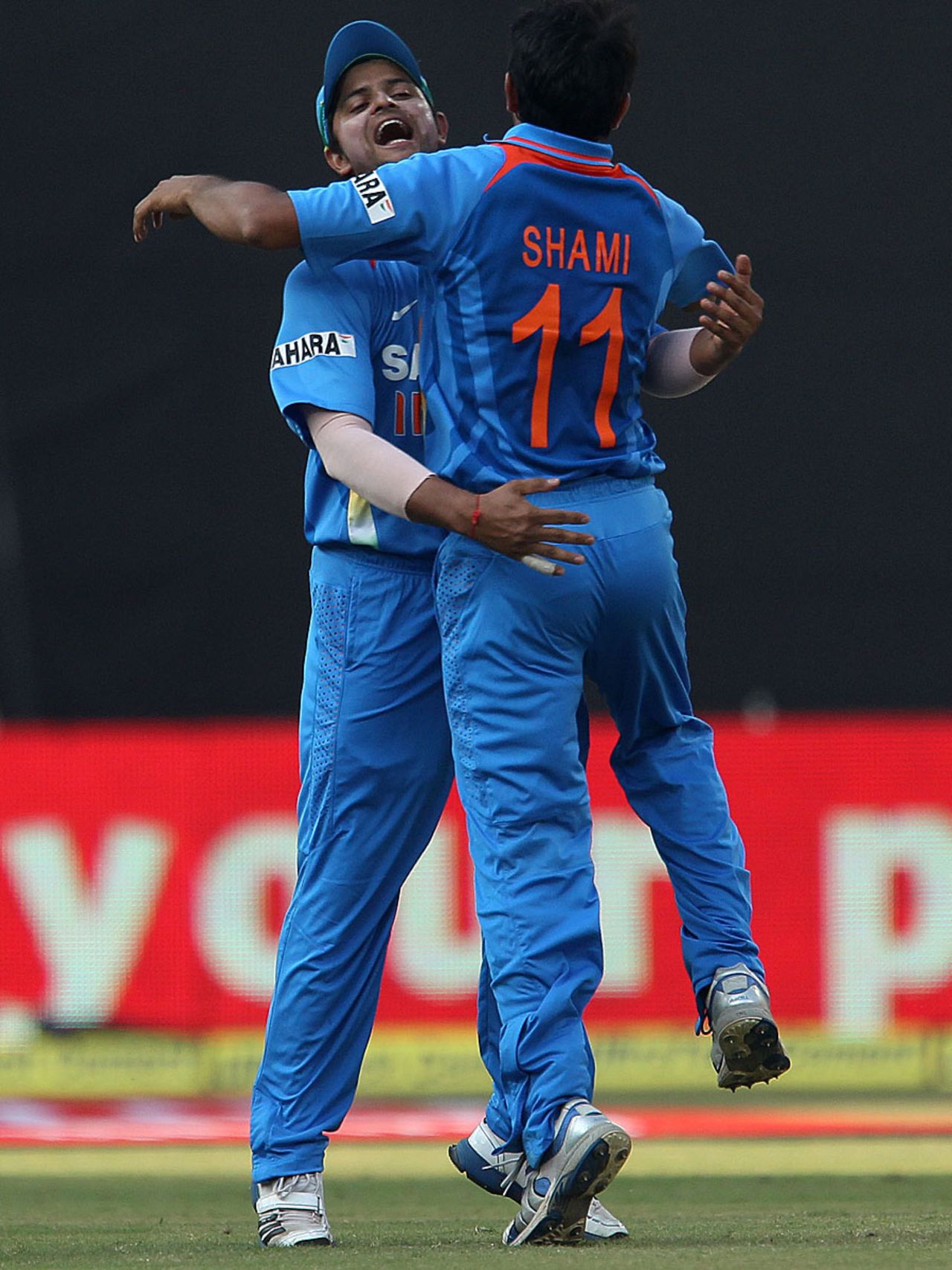 Shami Ahmed dismissed Ian Bell in the second over of England's chase, India v England, 2nd ODI, Kochi, January 15, 2013