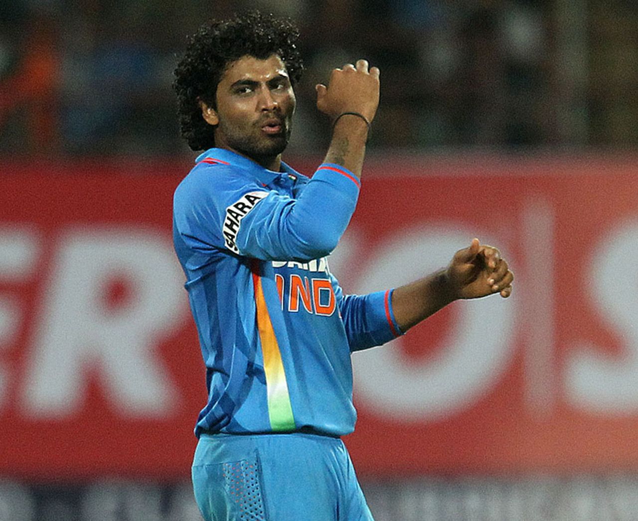 Ravindra Jadeja bowled economically and took important wickets, India v England, 2nd ODI, Kochi, January 15, 2013