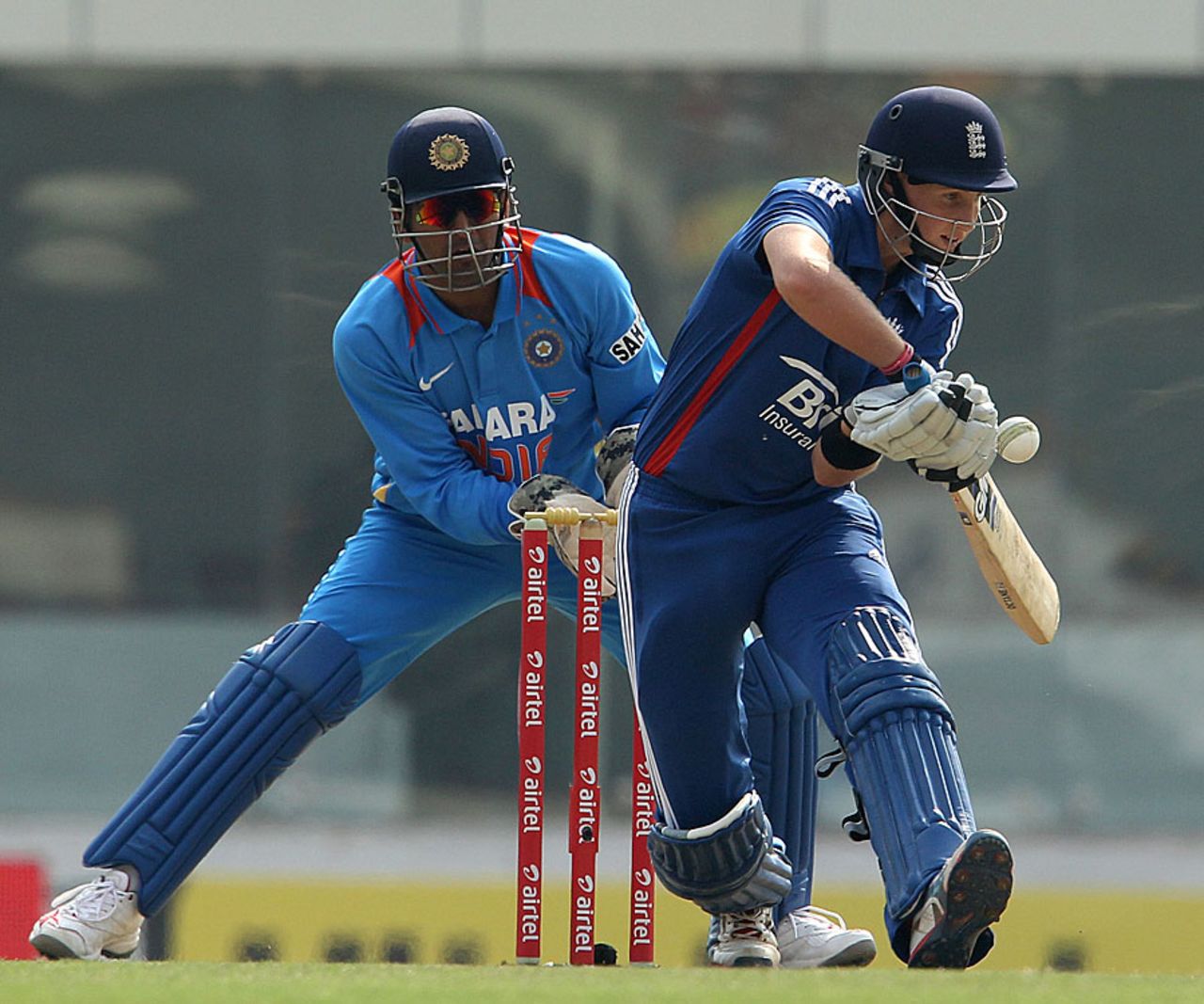 Joe Root attempts an unorthodox shot, India v England, 3rd ODI, Ranchi, January 19, 2013