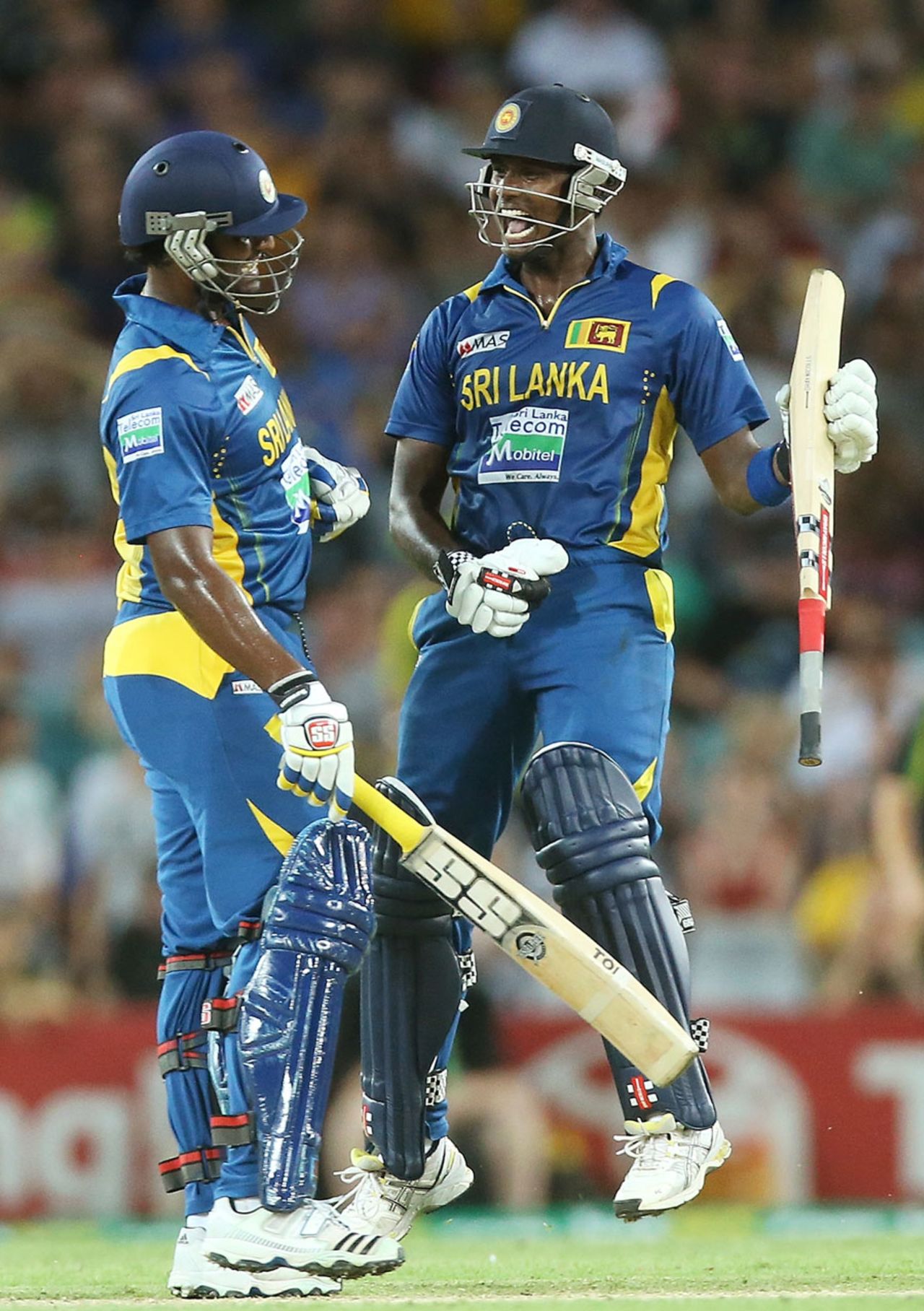 Thisara Perara and Angelo Mathews celebrate victory, Australia v Sri Lanka, 1st T20, Sydney, January 26, 2013