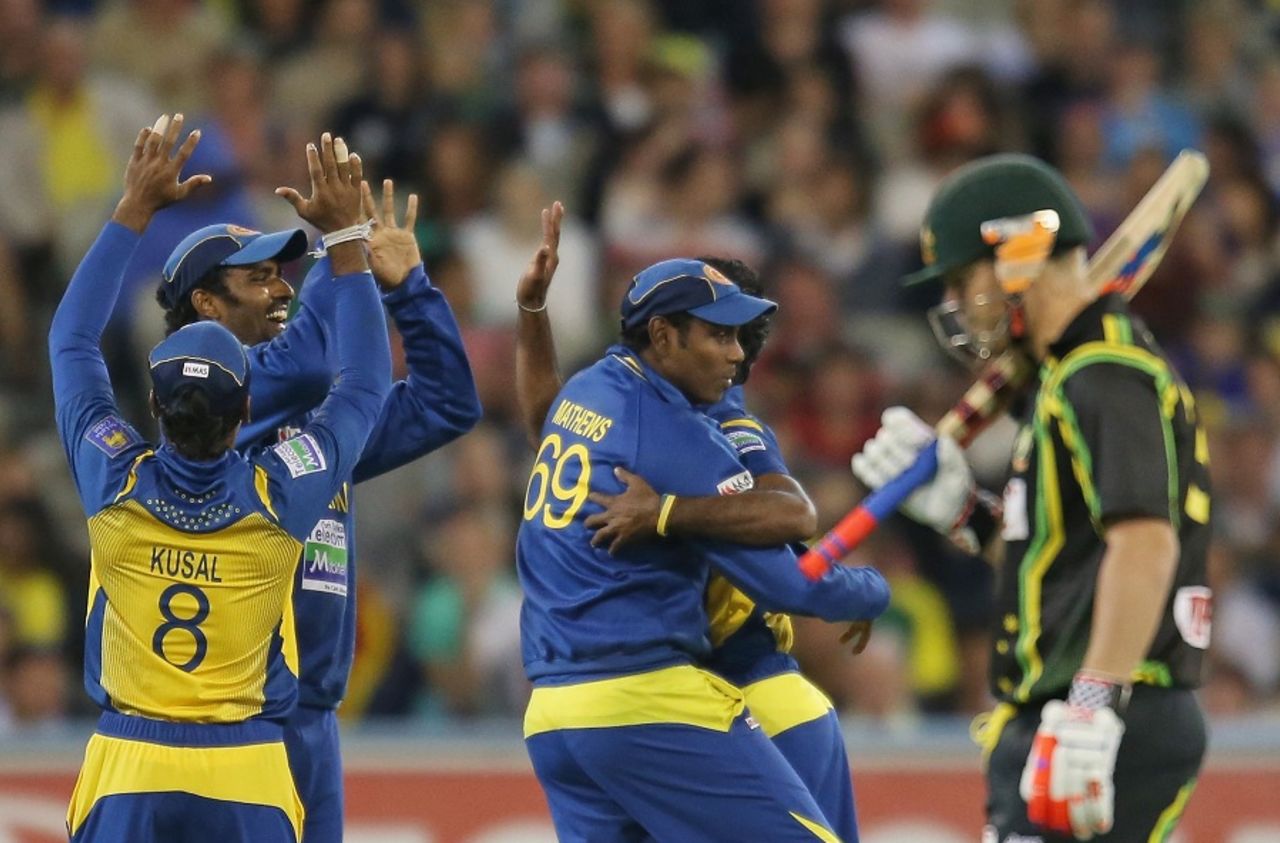 Sri Lanka celebrate the wicket of David Warner, Australia v Sri Lanka, 2nd T20, Melbourne, January 28, 2013