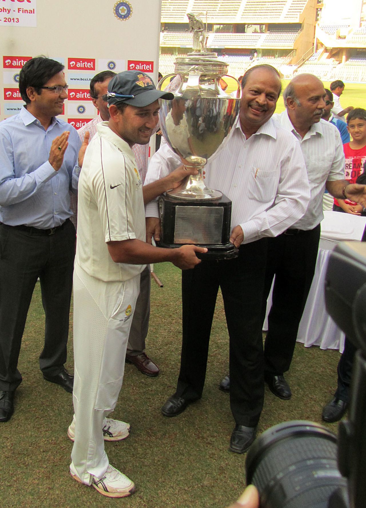 Mumbai captain Ajit Agarkar receives the Ranji Trophy, Mumbai v Saurashtra, Ranji Trophy, final, 3rd day, January 28, 2013