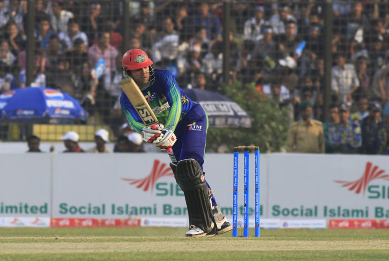 Mohammad Nabi lead Sylhet's chase with a brisk 43, Chittagong Kings v Sylhet Royals, BPL, Chittagong, January 28, 2013