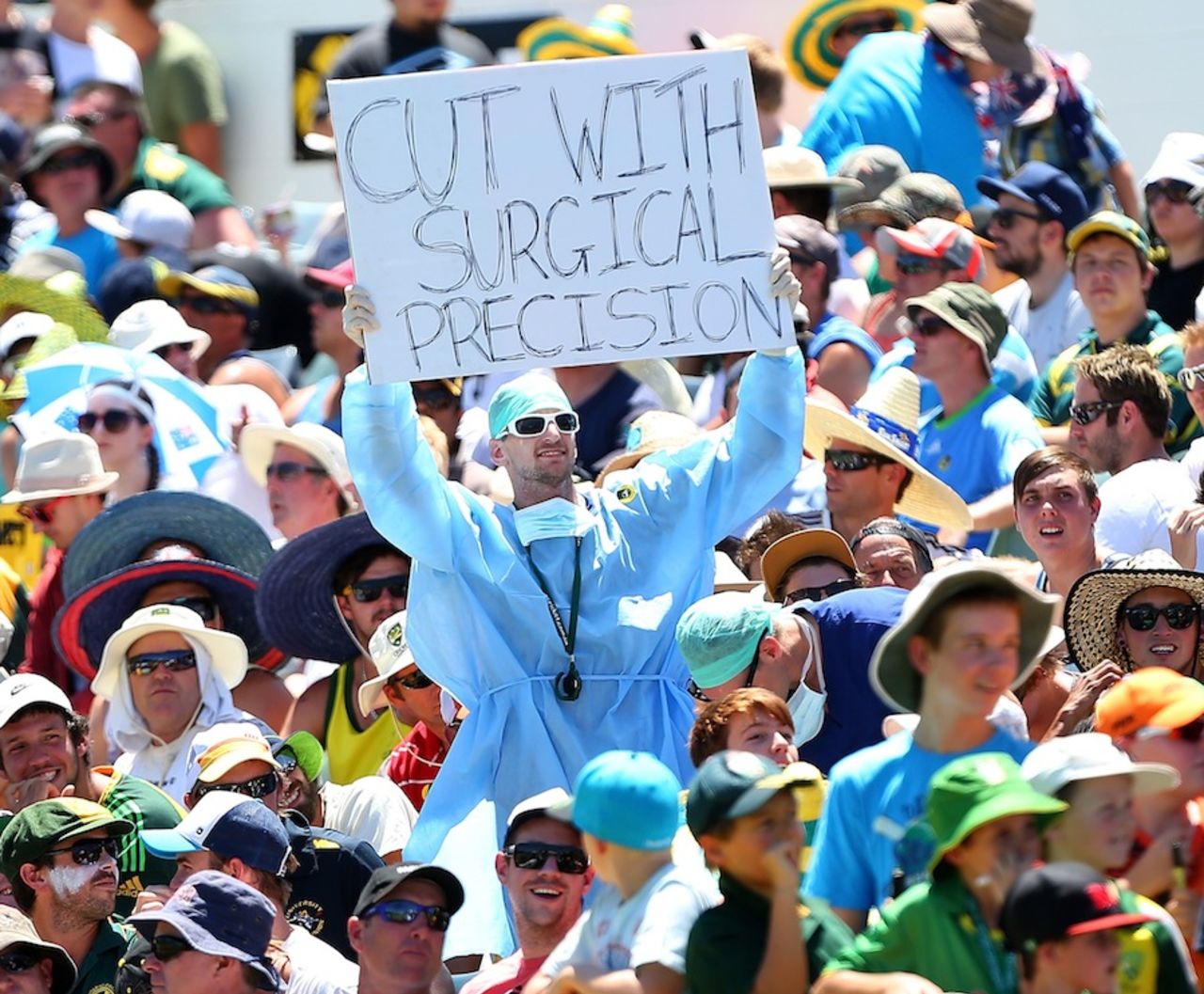 A fan sums up West Indies' day at the WACA, Australia v West Indies, 1st ODI, Perth, February 1, 2013