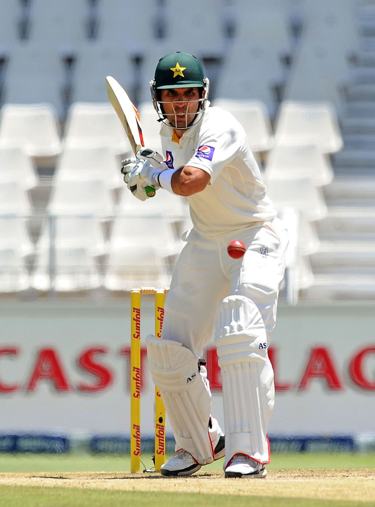 Misbah-ul-Haq watches the ball closely, South Africa v Pakistan, 1st Test, Johannesburg, 2nd day, February 2, 2013