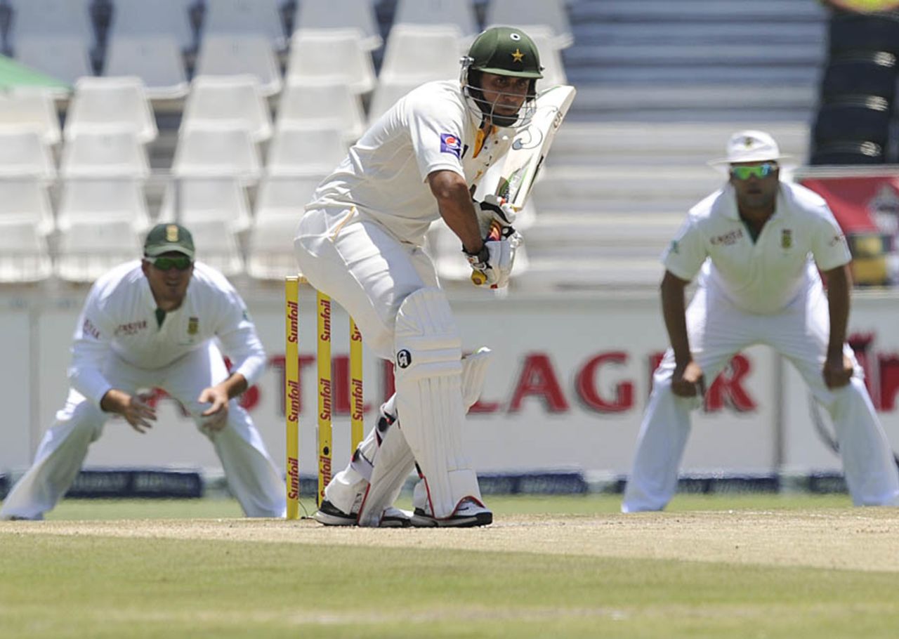 Nasir Jamshed scored 46 in the second dig, South Africa v Pakistan, 1st Test, Johannesburg, 3rd day, February 3, 2013