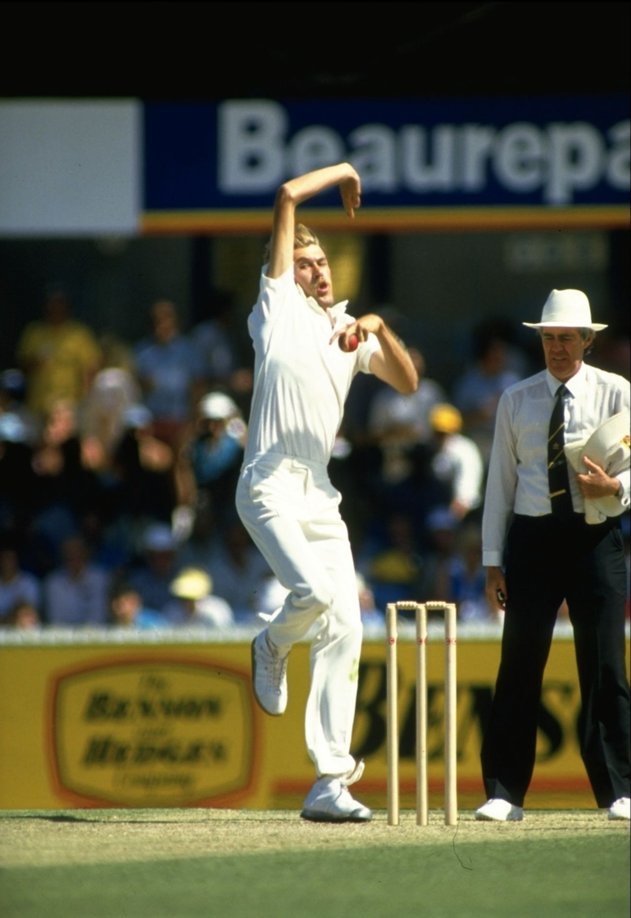 Bruce Reid enters delivery stride, Australia v England, 2nd Test, Perth, November 28,1986