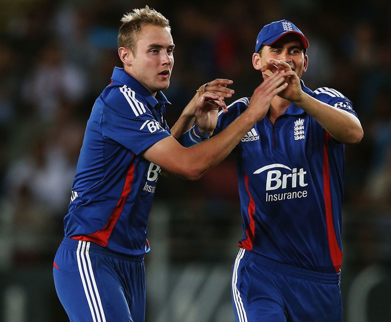 Stuart Broad claimed career-best figures in England's opening victory, New Zealand v England, 1st T20, Auckland, February 9, 2013