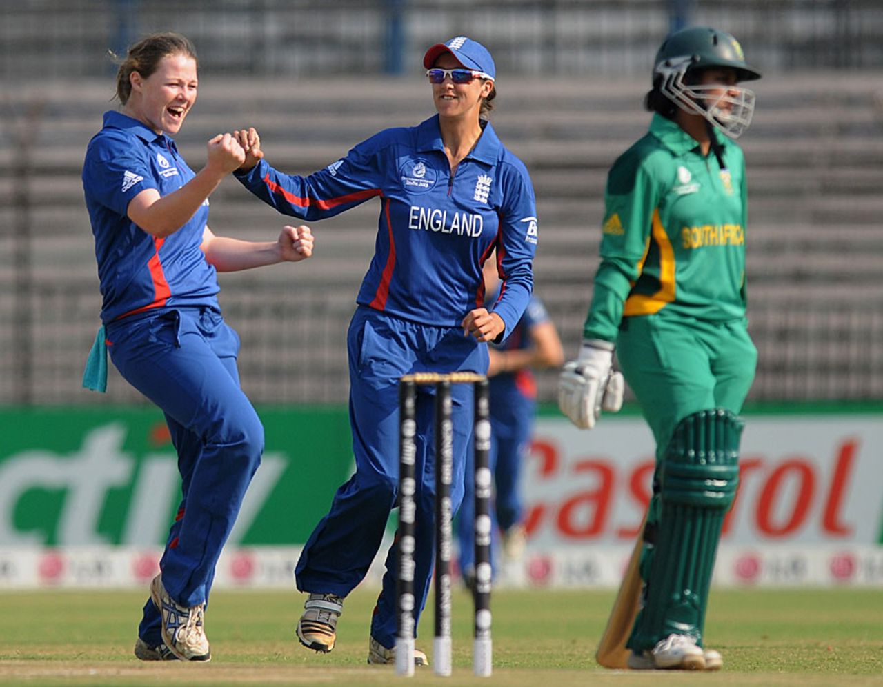 England's Anya Shrubsole took five wickets for 17 runs against South Africa, England v South Africa, Women's World Cup 2013, Super-Six match, Cuttack, February 10, 2013