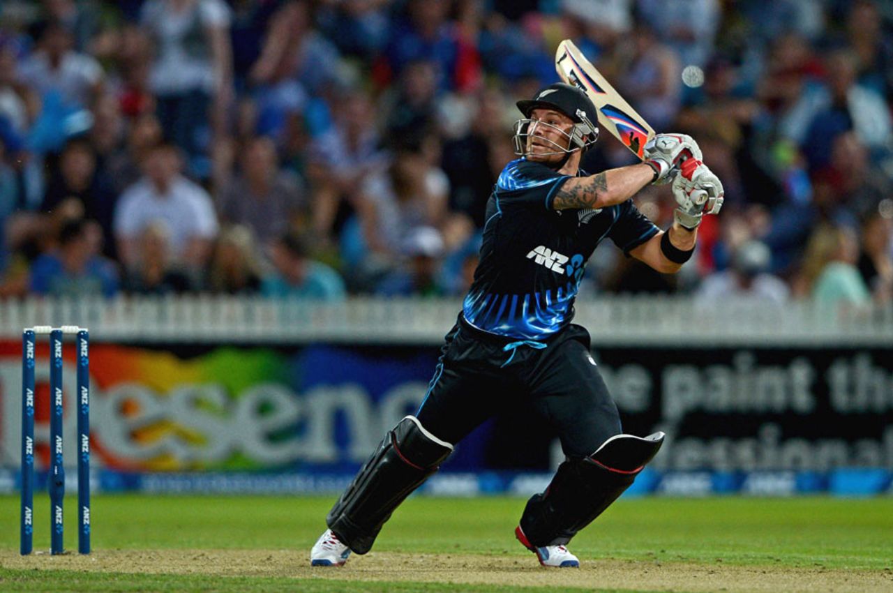 Brendon McCullum hit a rapid 74, New Zealand v England, 2nd T20, Hamilton, February 12, 2013
