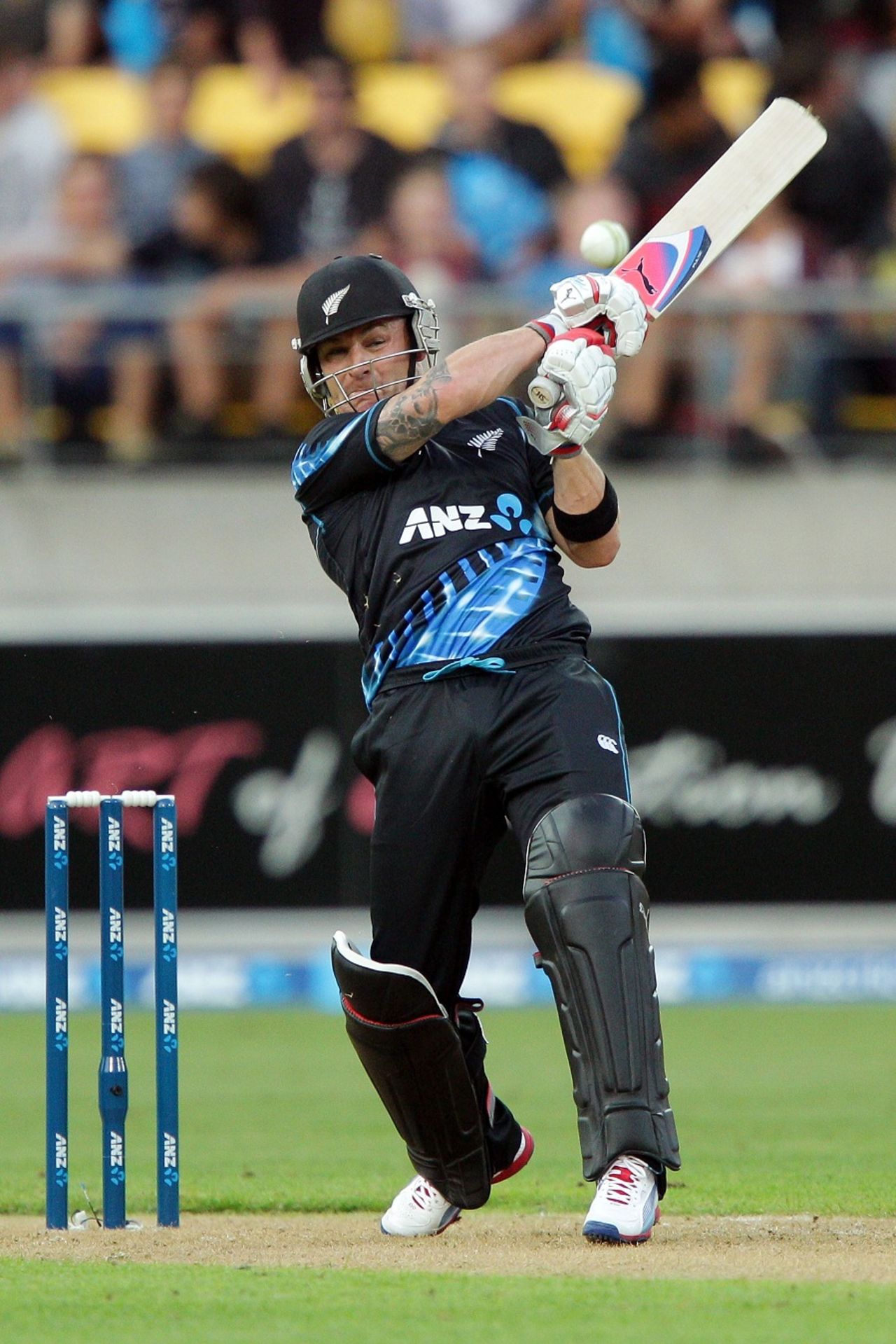Brendon McCullum couldn't convert his start into a bigger knock, New Zealand v England, 3rd T20, Wellington, February 15, 2013