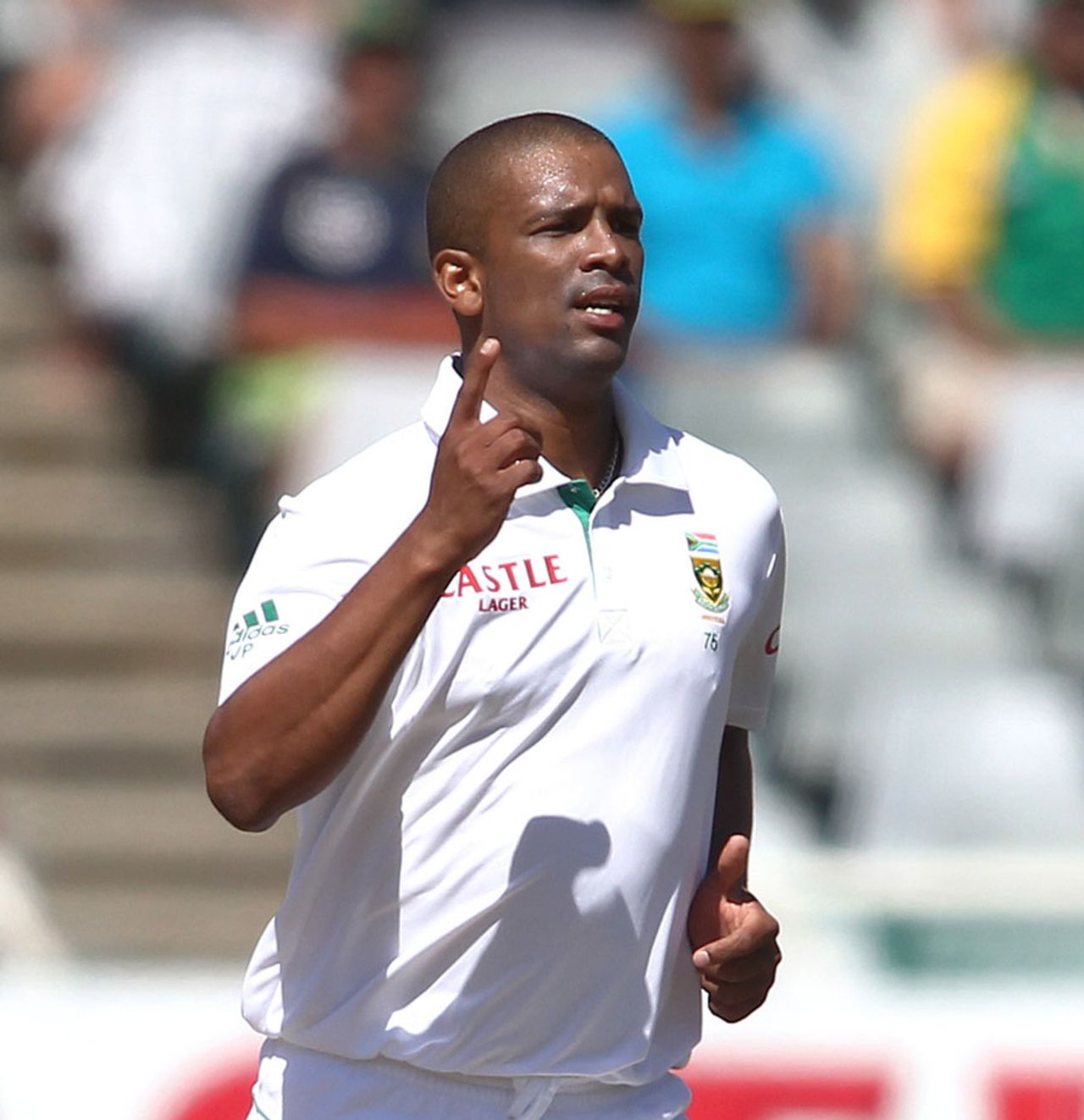Vernon Philander got his ninth Test five-for, South Africa v Pakistan, 2nd Test, Cape Town, 2nd day, February 15, 2013